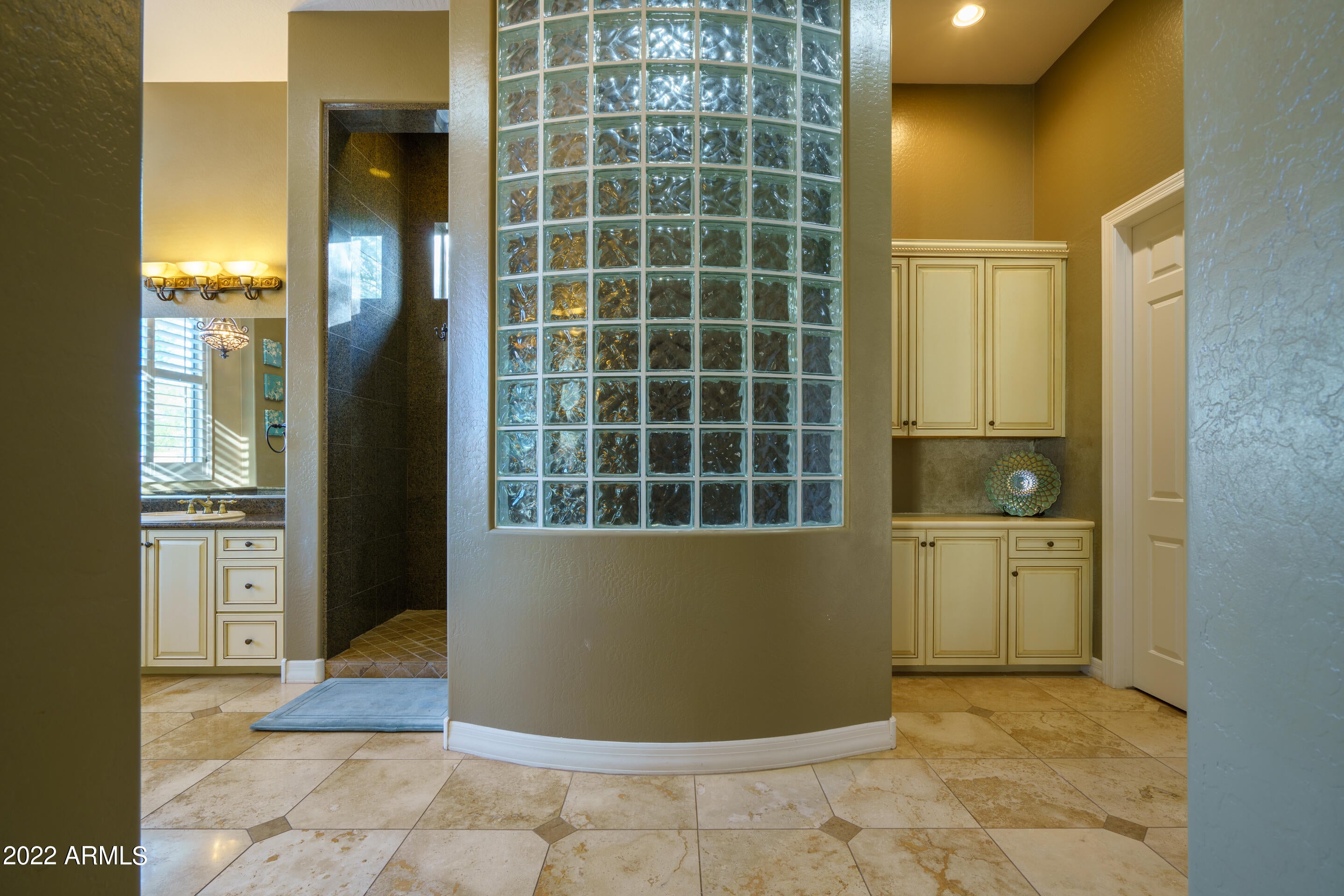 ANTHEM COUNTRY CLUB - Residential