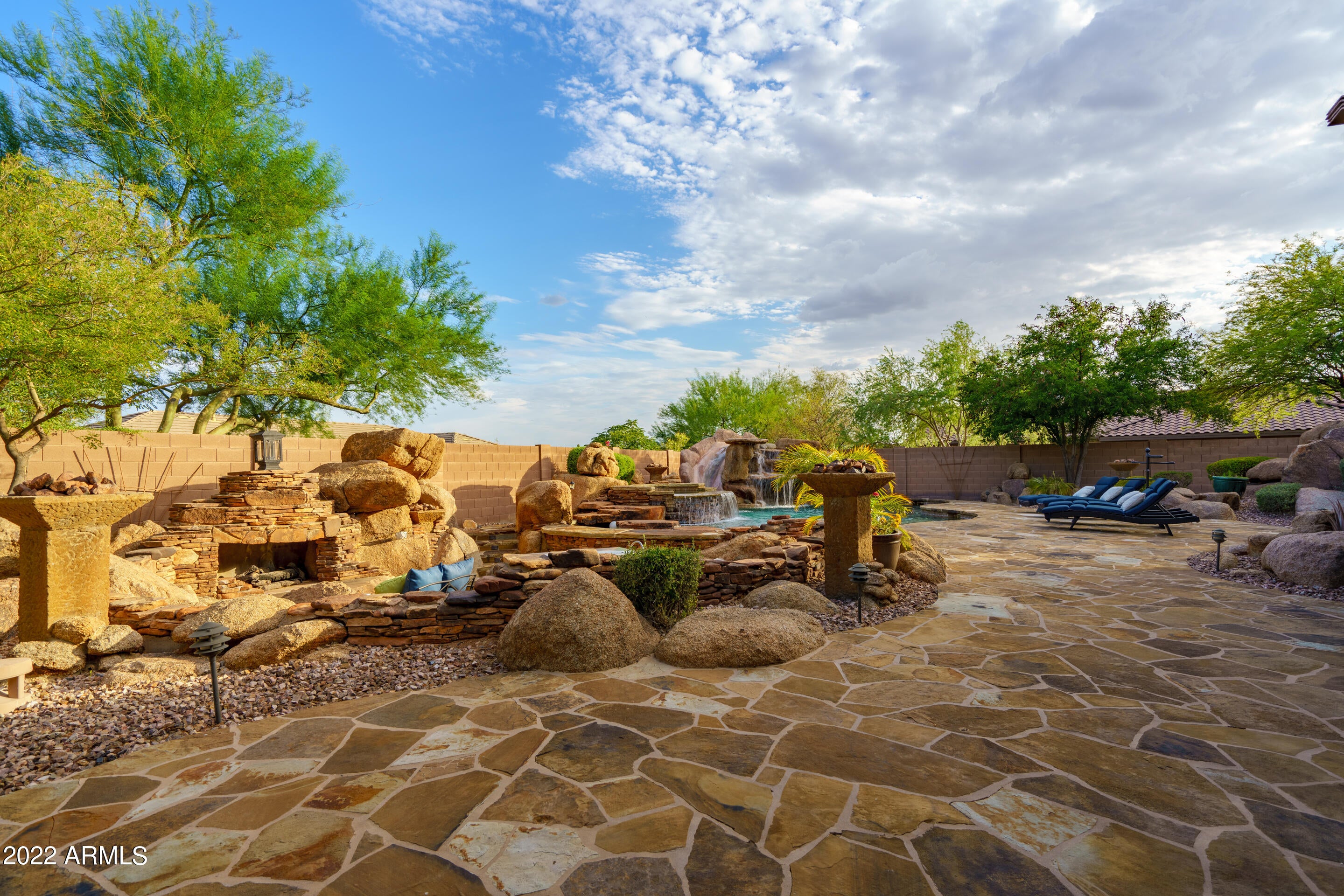 ANTHEM COUNTRY CLUB - Residential