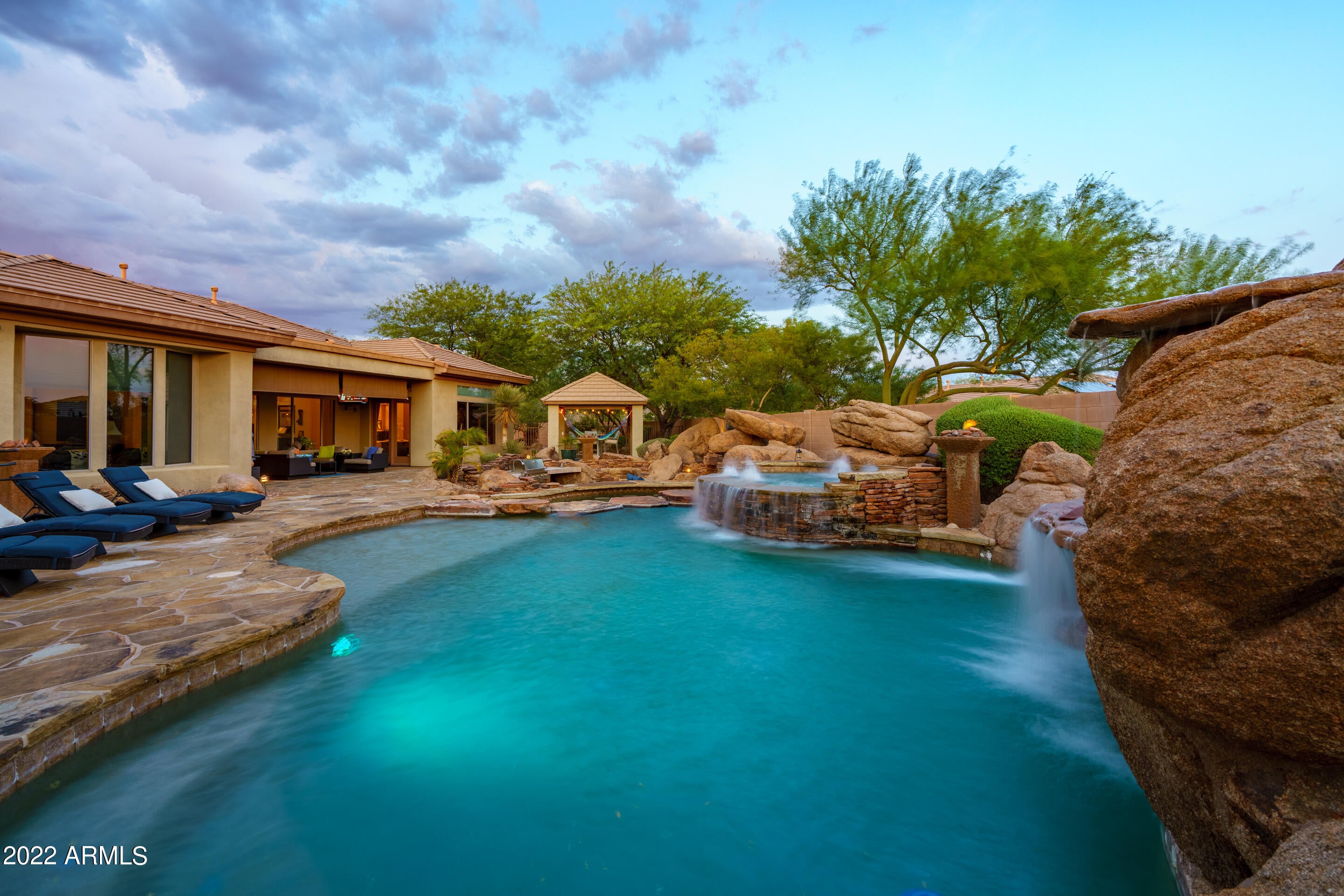 ANTHEM COUNTRY CLUB - Residential