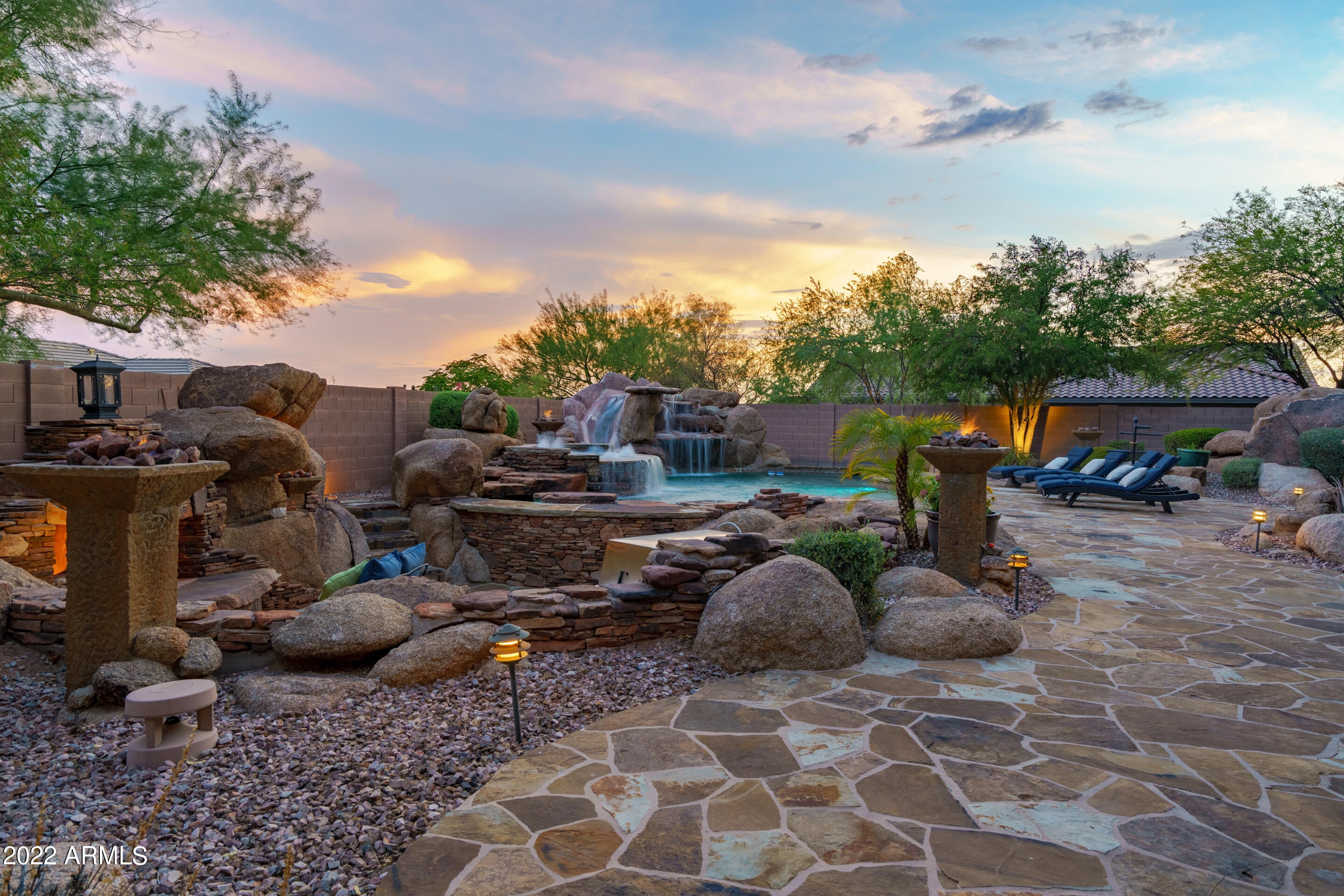 ANTHEM COUNTRY CLUB - Residential