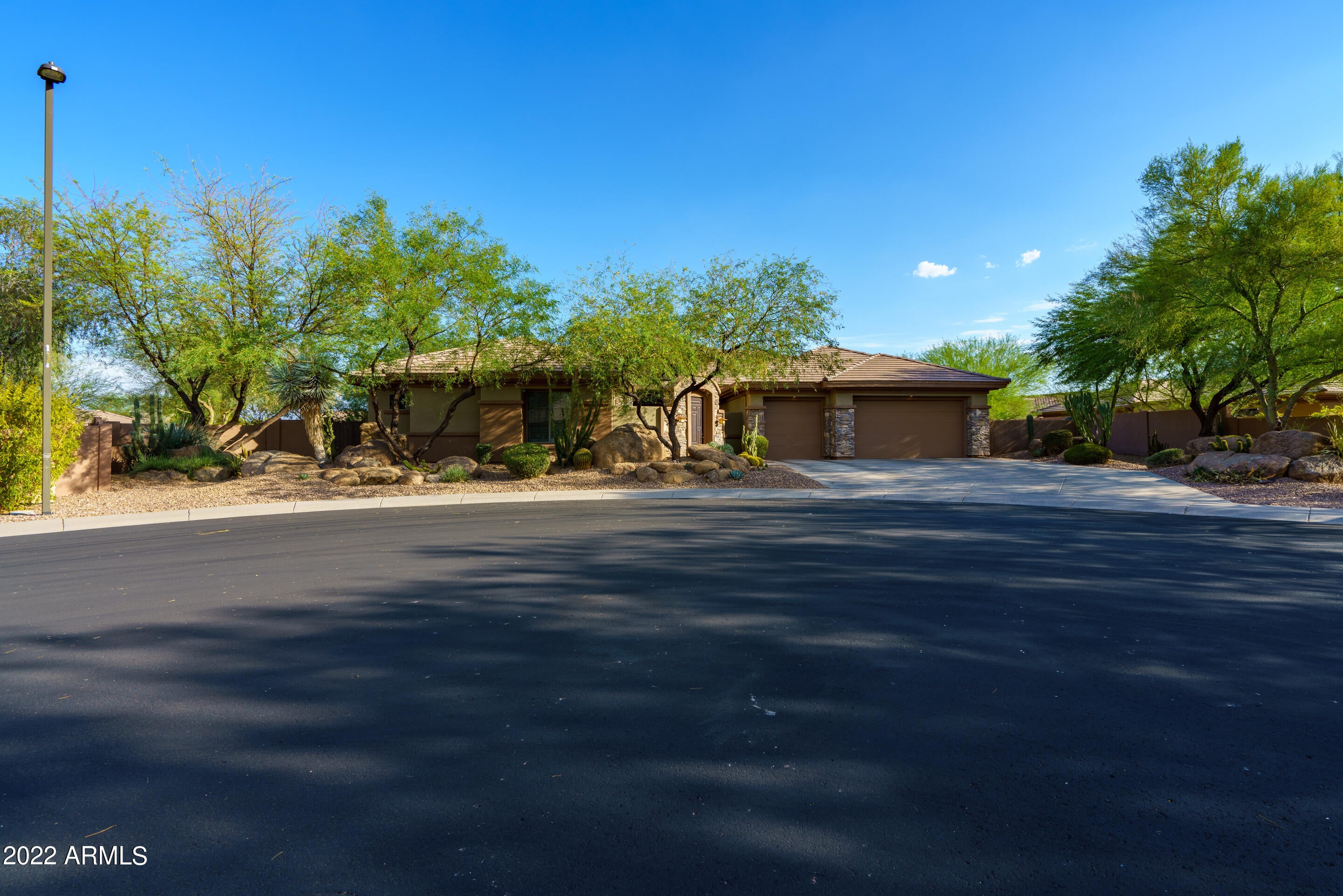 ANTHEM COUNTRY CLUB - Residential