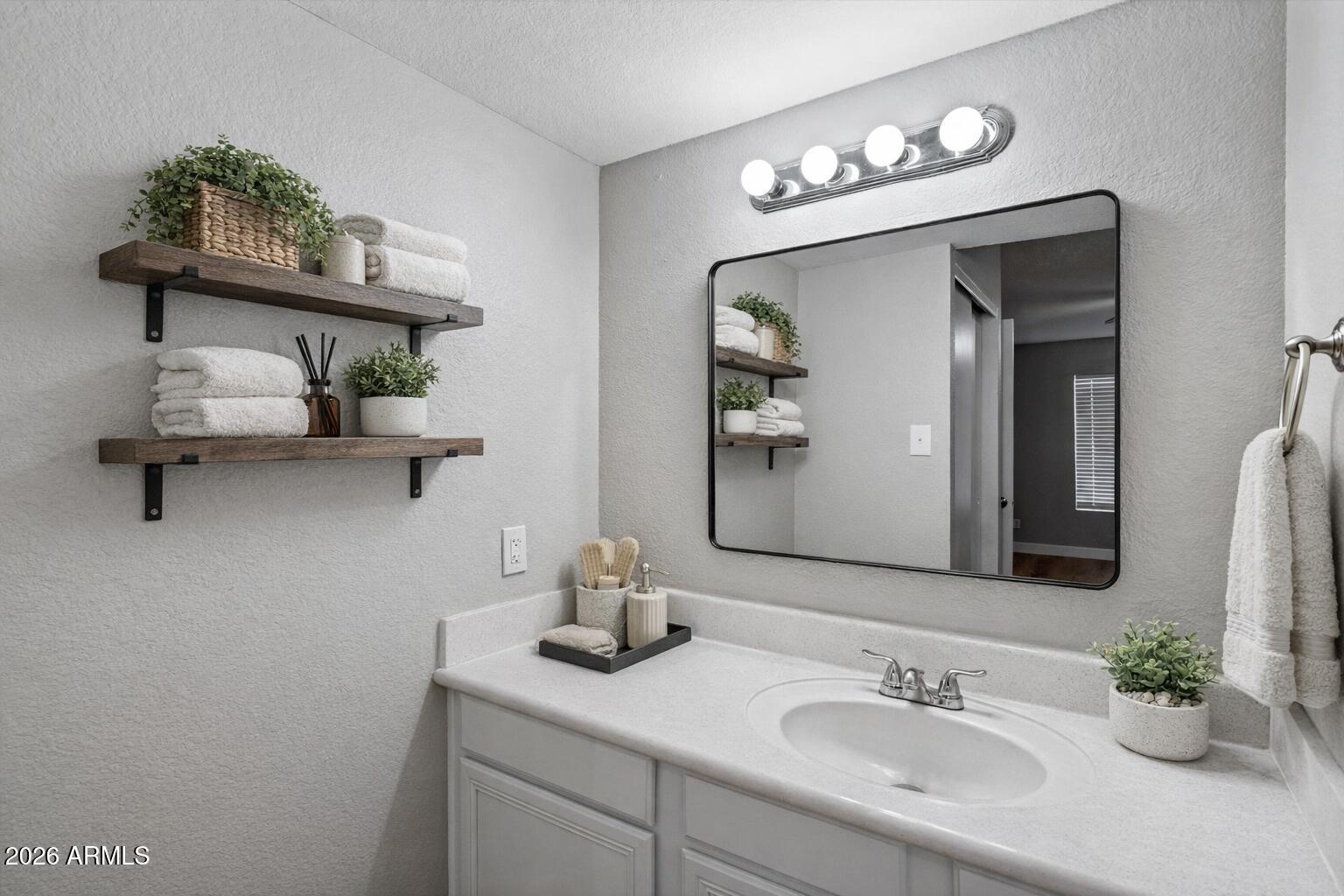 THUNDERBIRD PASEO CONDOMINIUM - Residential