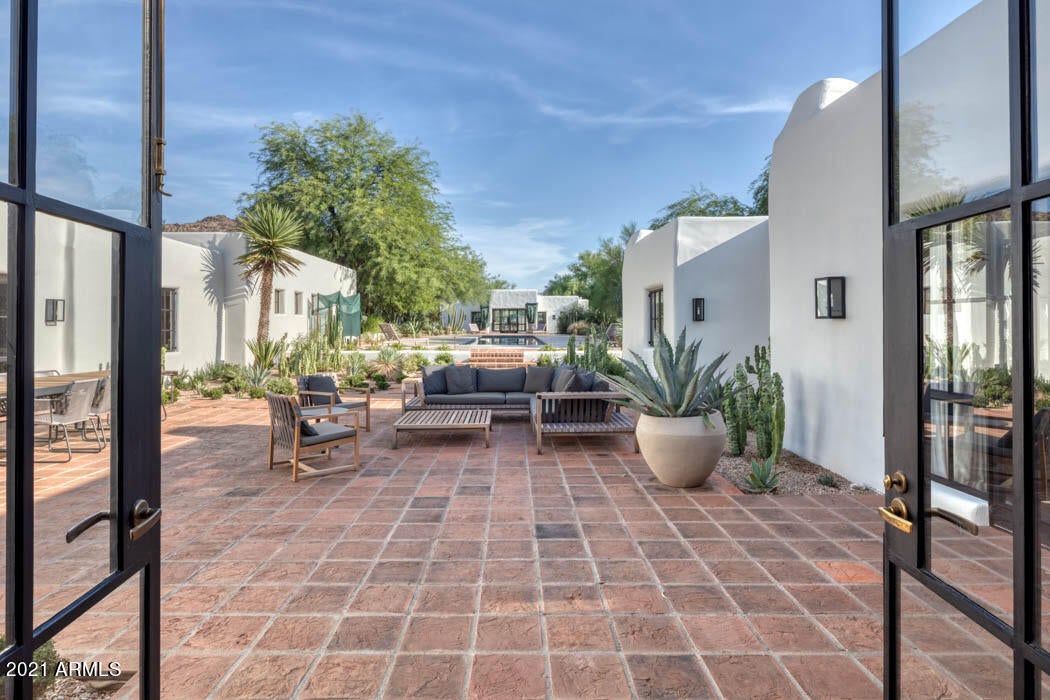 KERR ESTATES TRS B, C, D & E - Residential