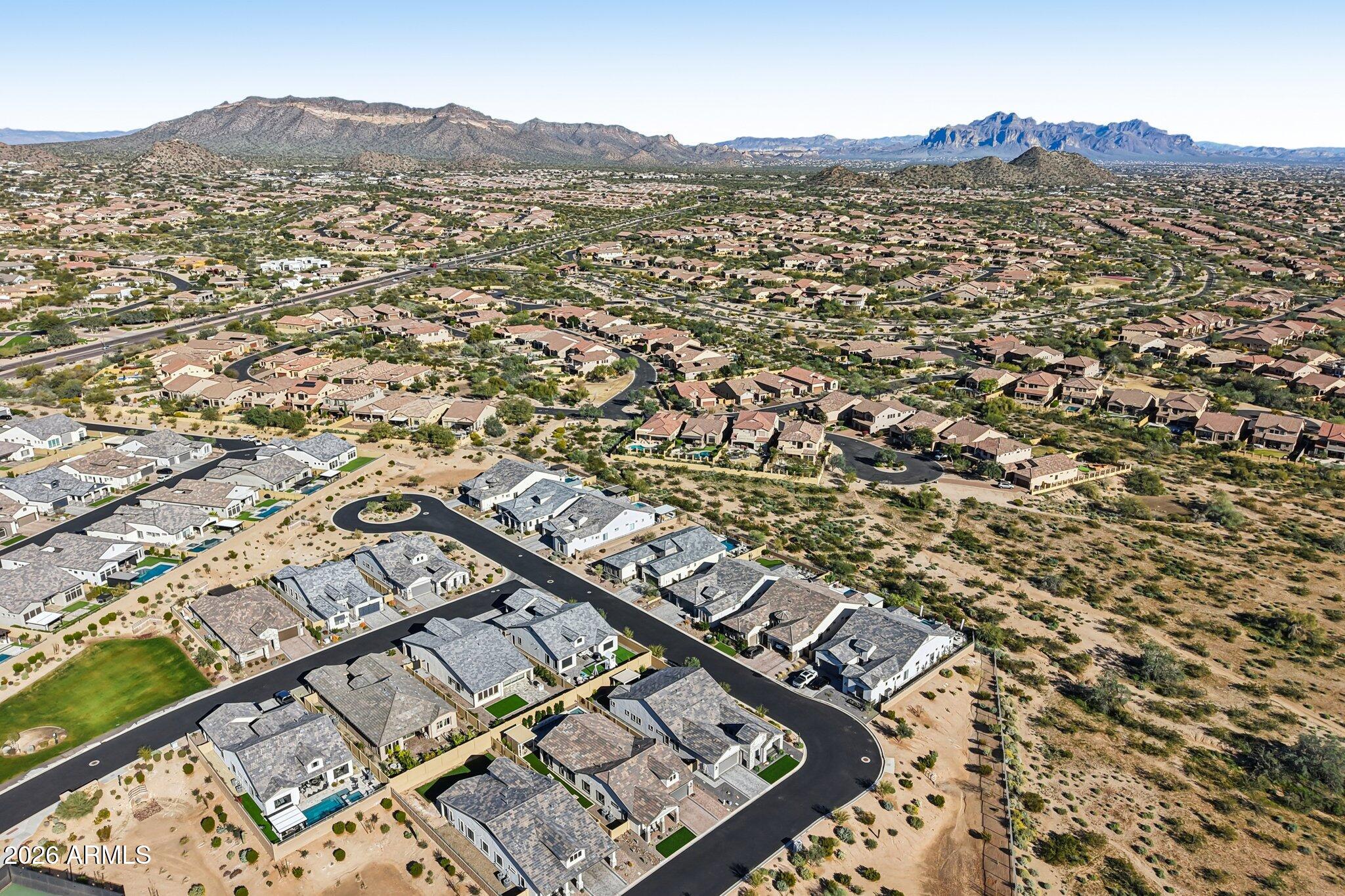 MONTELUNA - Residential