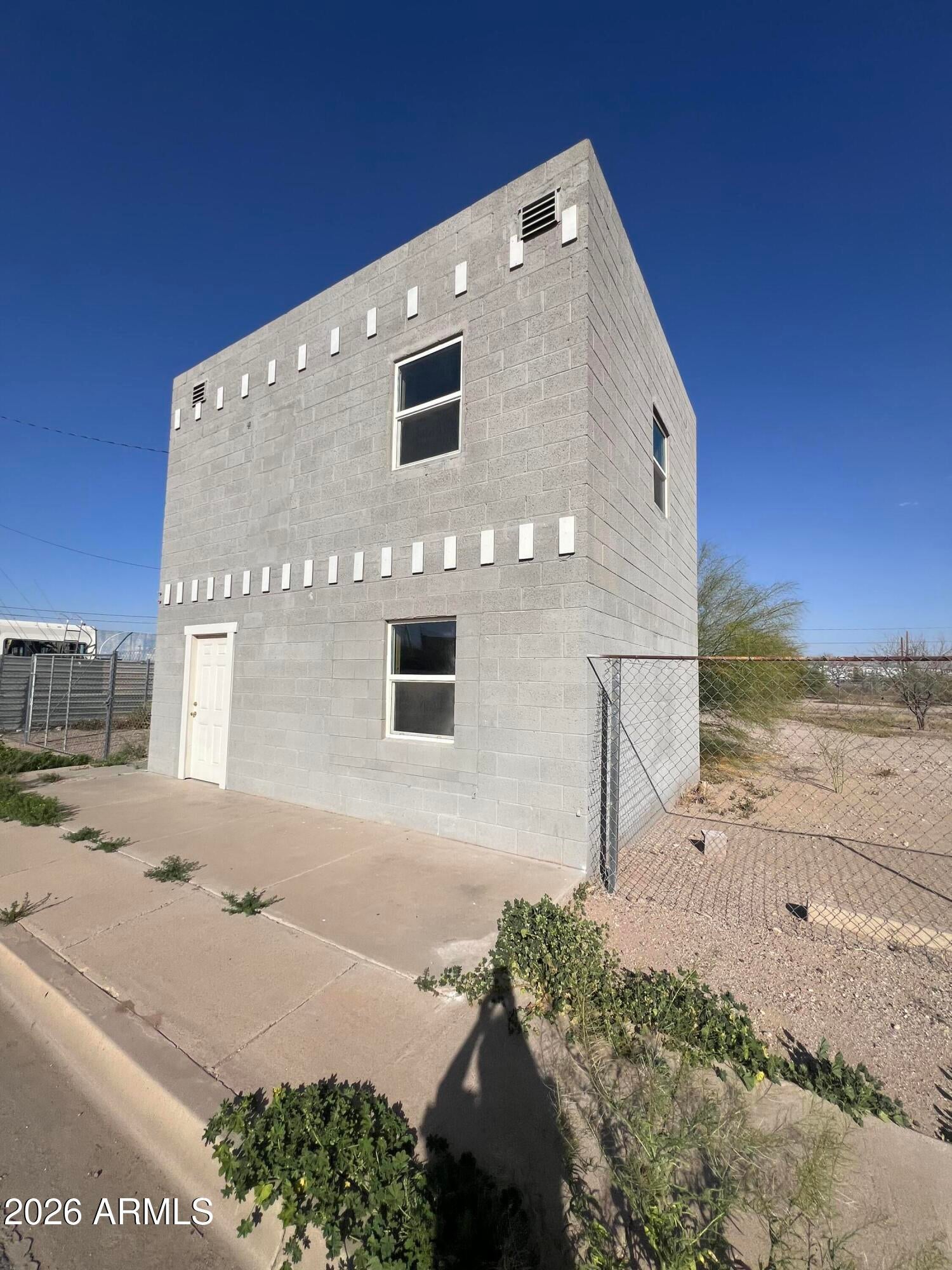 COTTON CITY (PROPER) - Commercial Sale