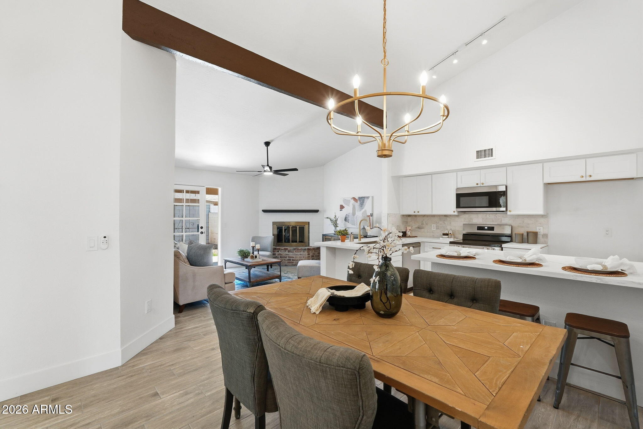 HACIENDAS DEL SOL - Residential