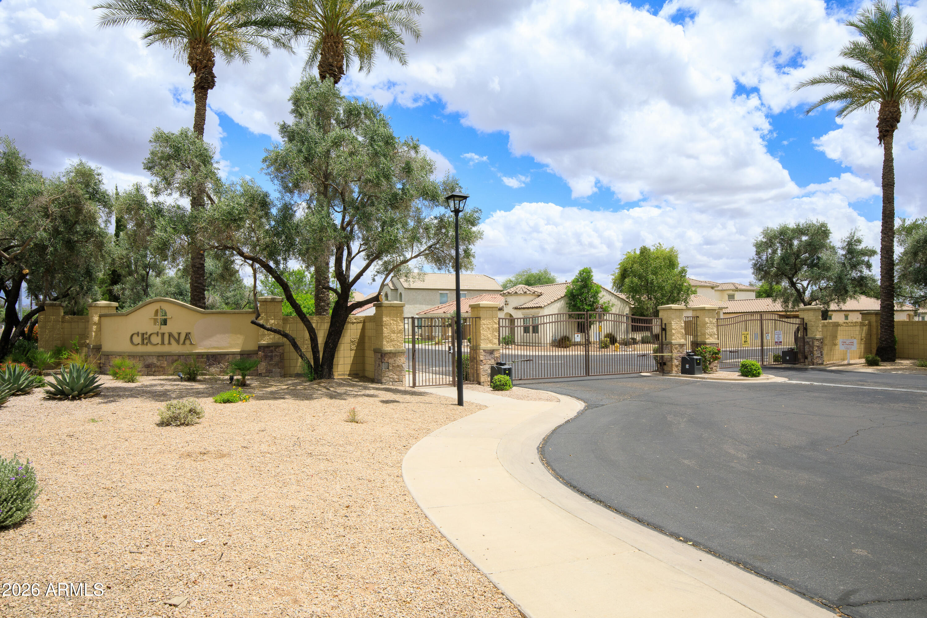 CECINA - Residential