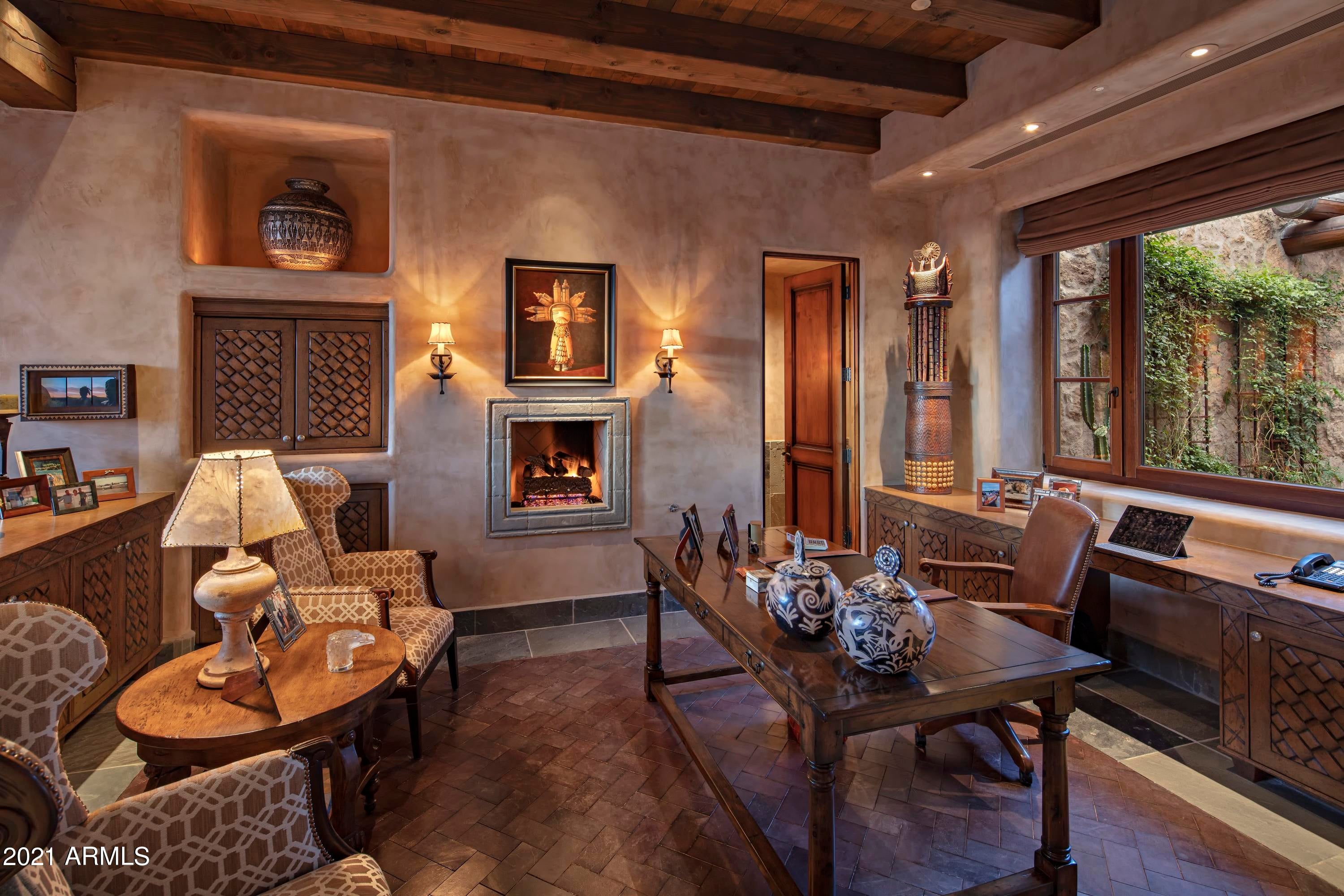 ESTANCIA - Residential