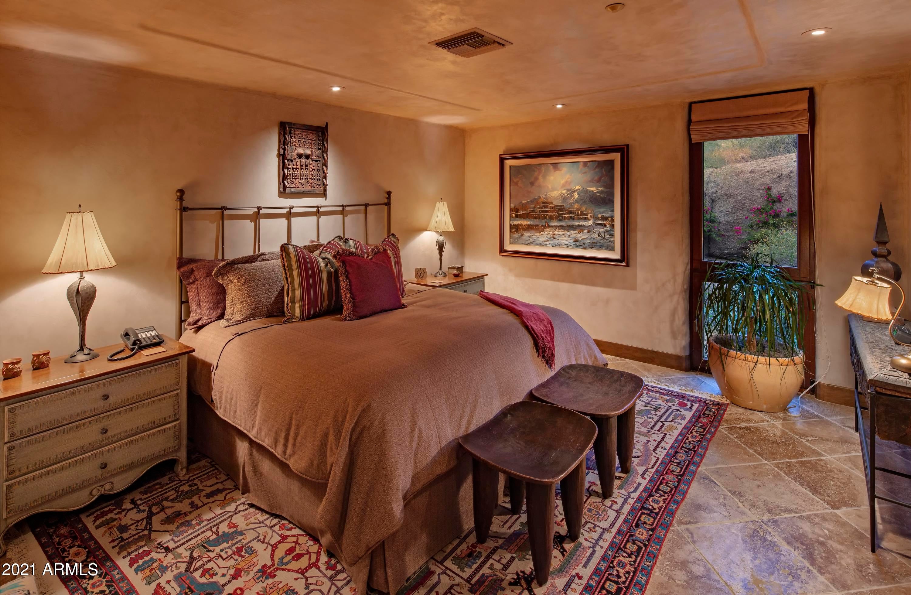 ESTANCIA - Residential