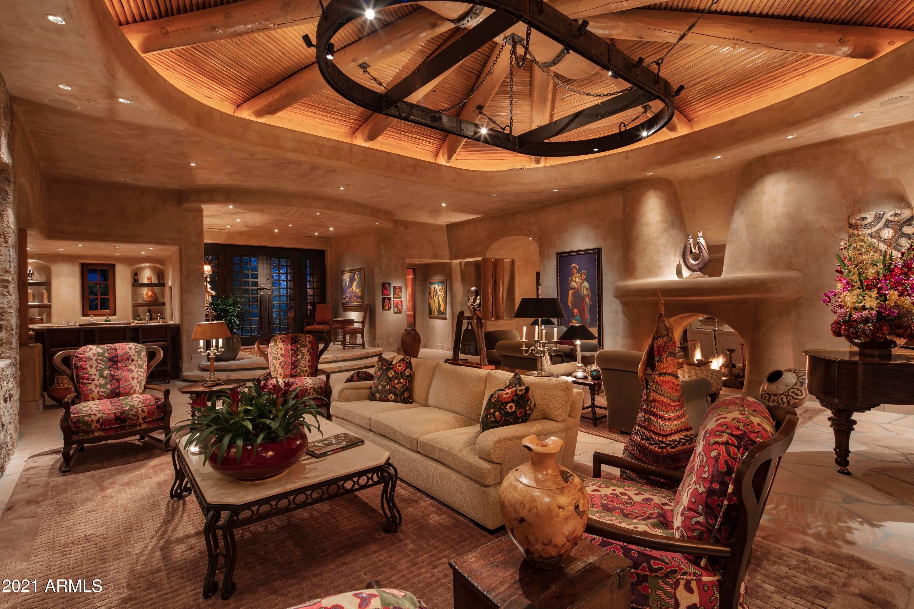 ESTANCIA - Residential