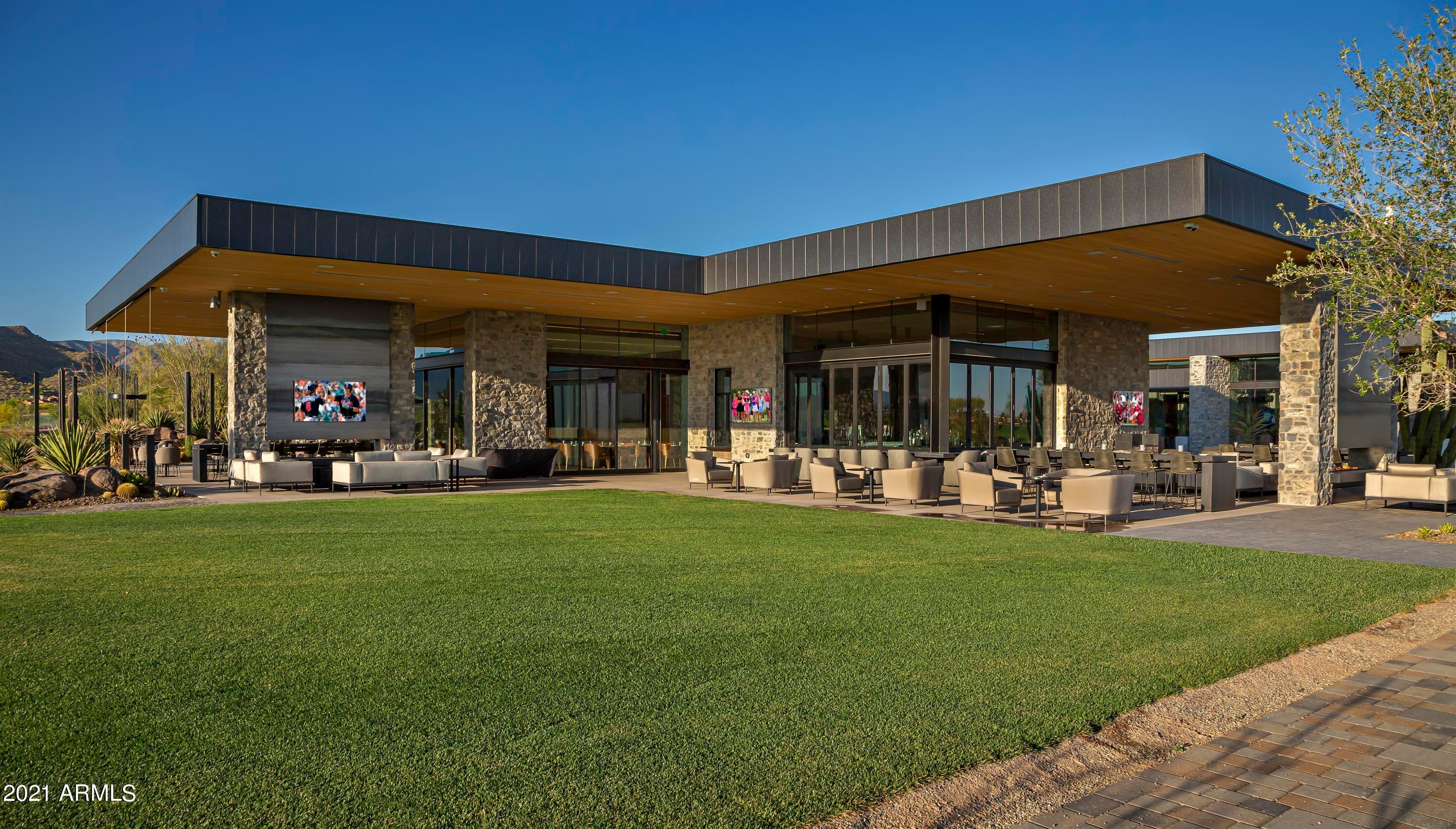 DESERT MOUNTAIN - Residential
