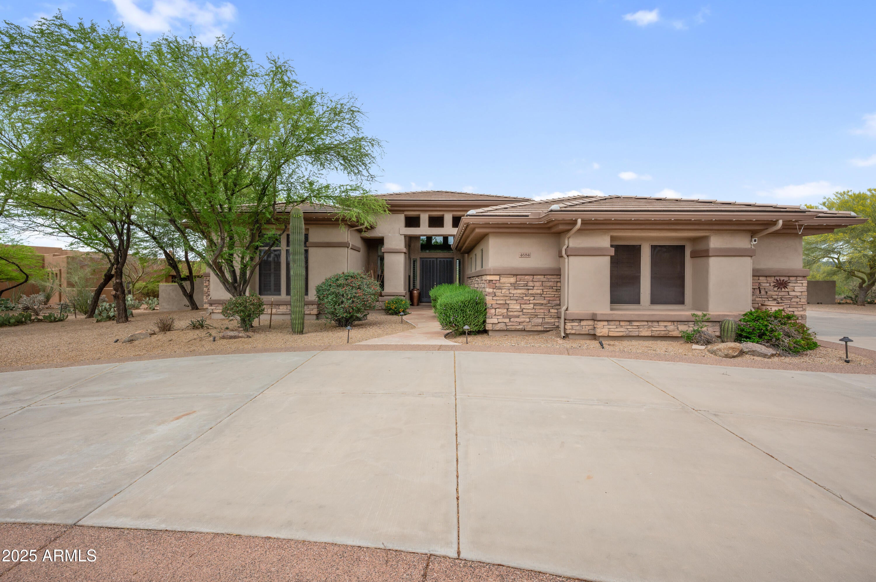ESTADO DE CHOLLA - Residential