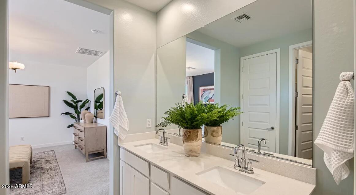 BLOSSOM ROCK DISCOVERY - Residential