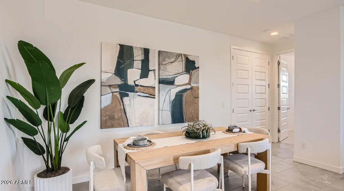 BLOSSOM ROCK DISCOVERY - Residential