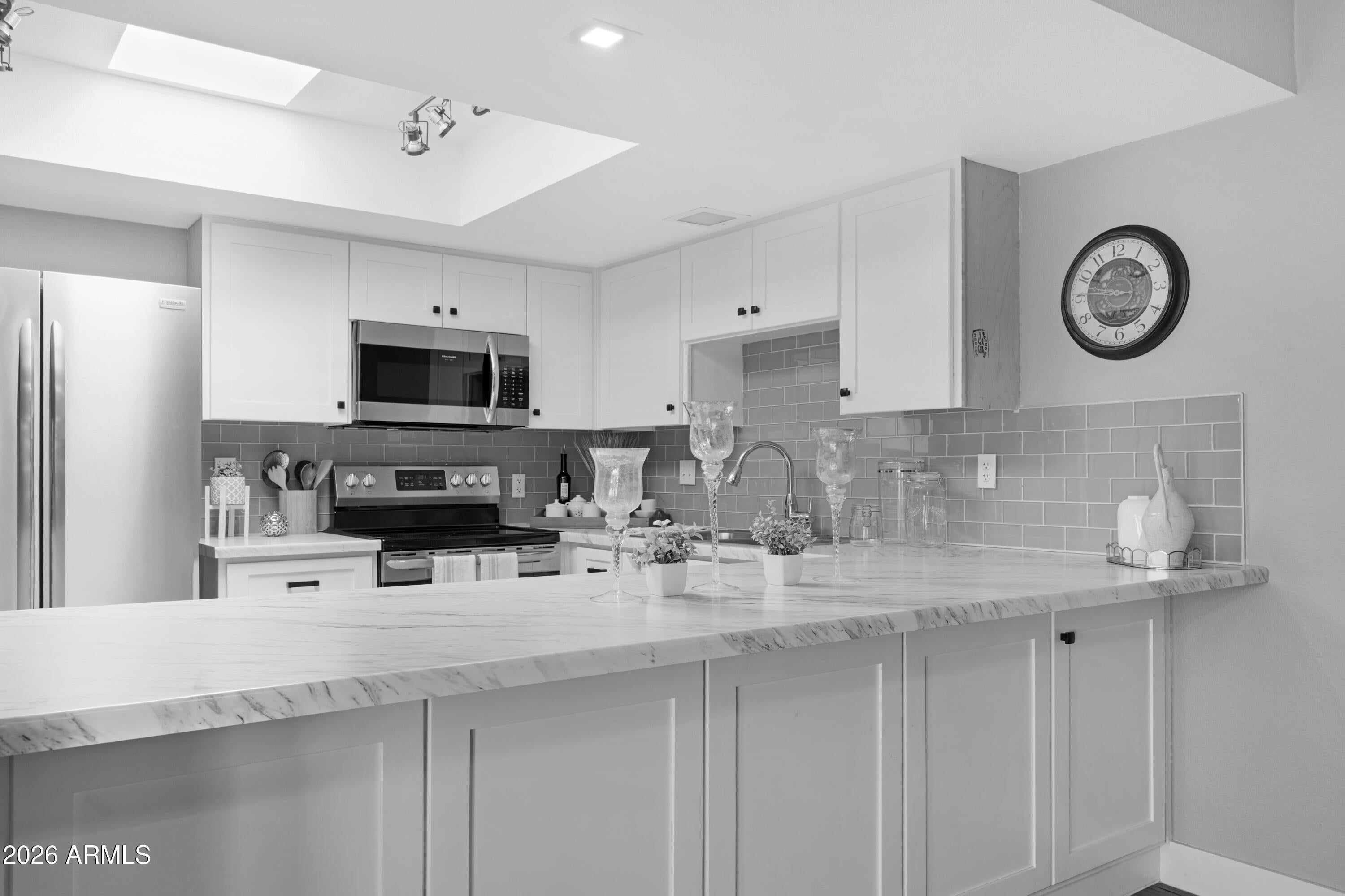 NORTHERN MANOR WEST 2 - Residential