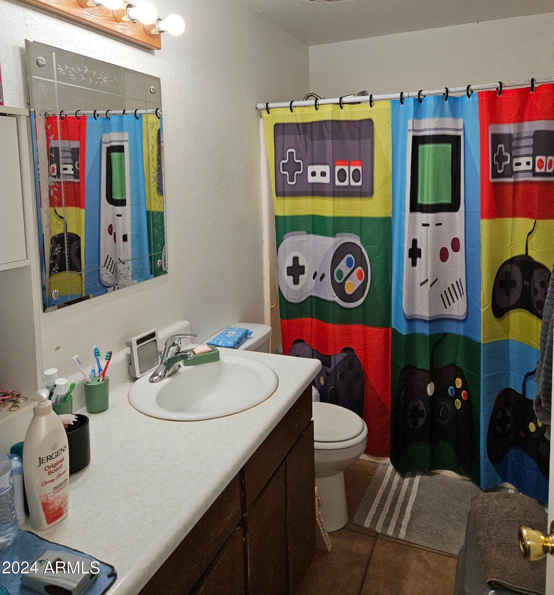 AMD ARIZONA CITY UNIT FIVE - Residential Income