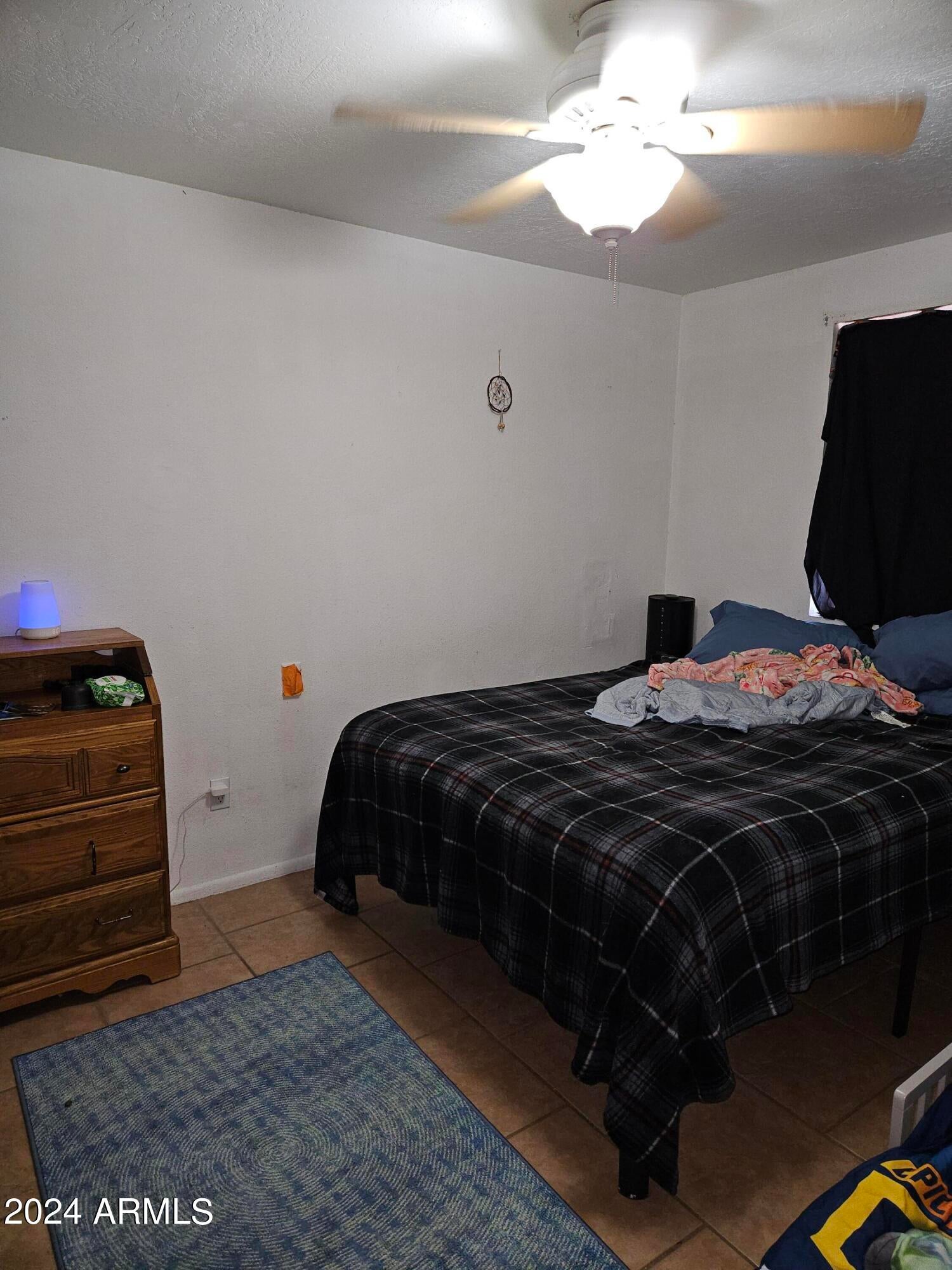 AMD ARIZONA CITY UNIT FIVE - Residential Income