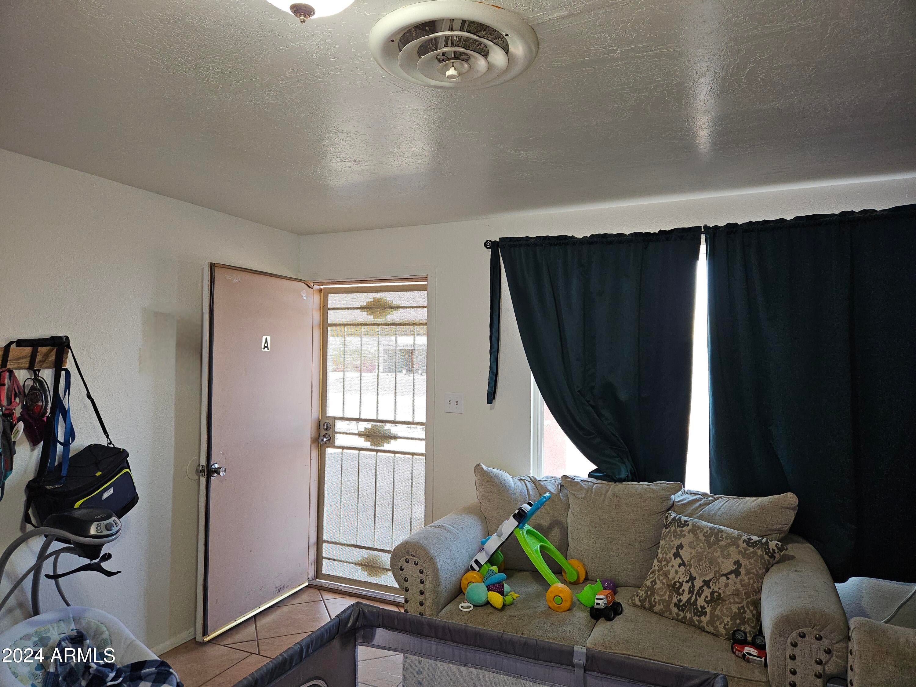 AMD ARIZONA CITY UNIT FIVE - Residential Income