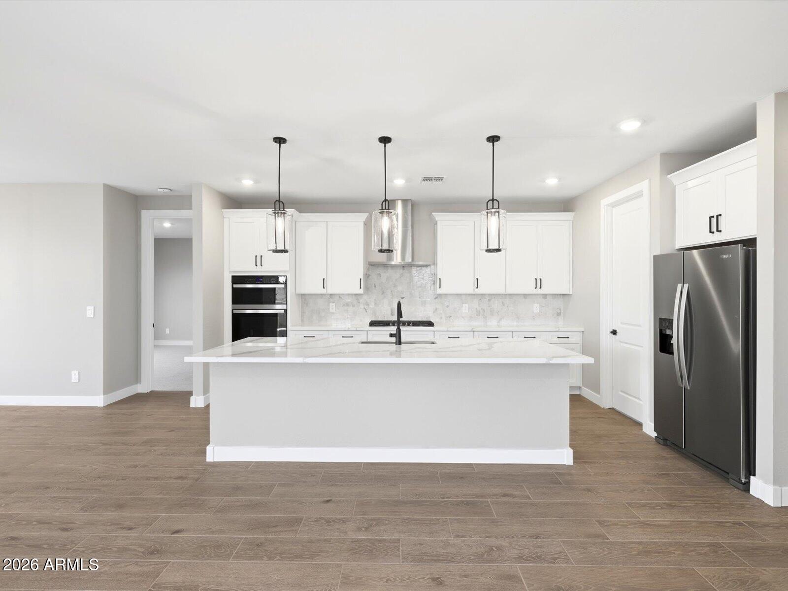 LEGACY PLACE PHASE 1 GLENDALE - Residential