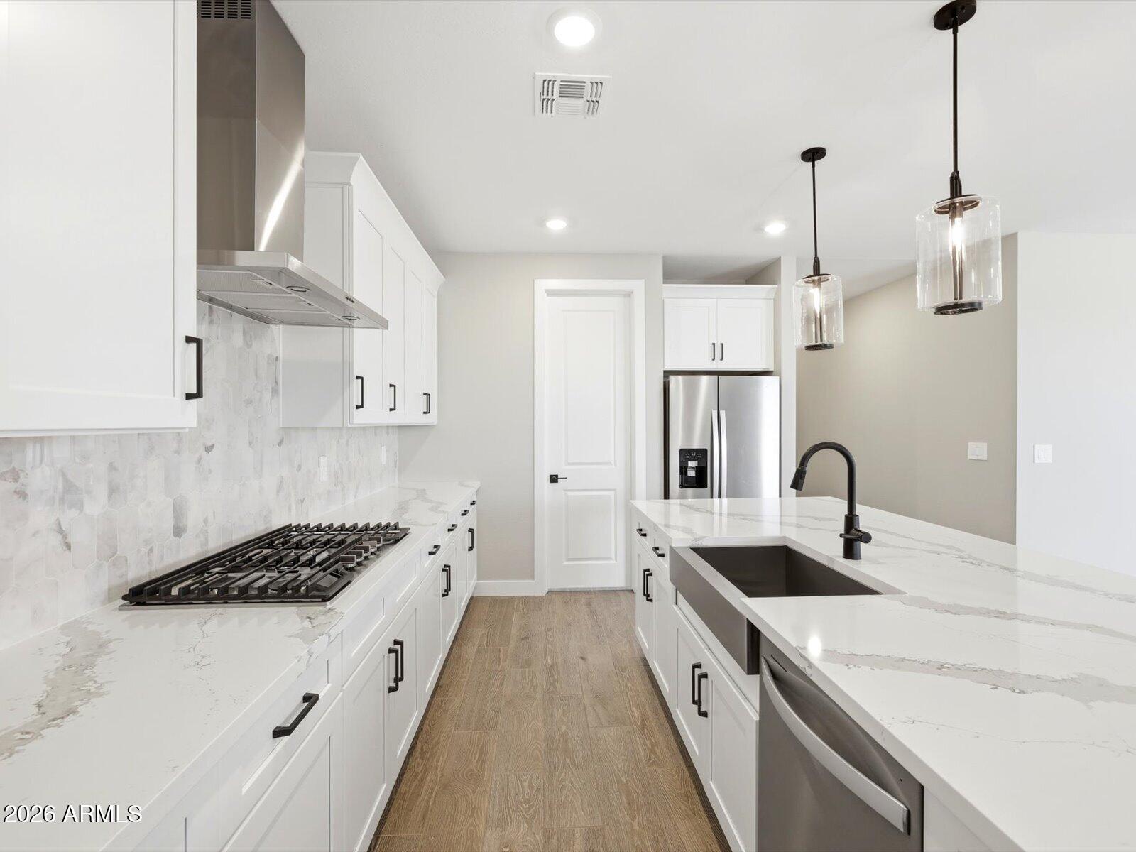 LEGACY PLACE PHASE 1 GLENDALE - Residential