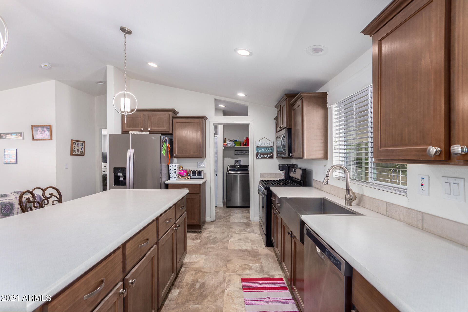 SIERRA ESTATES - Residential
