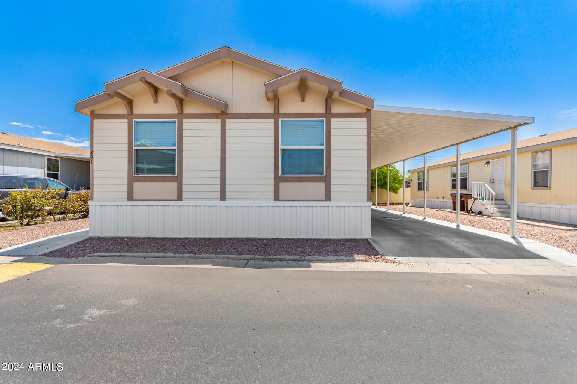 SIERRA ESTATES - Residential