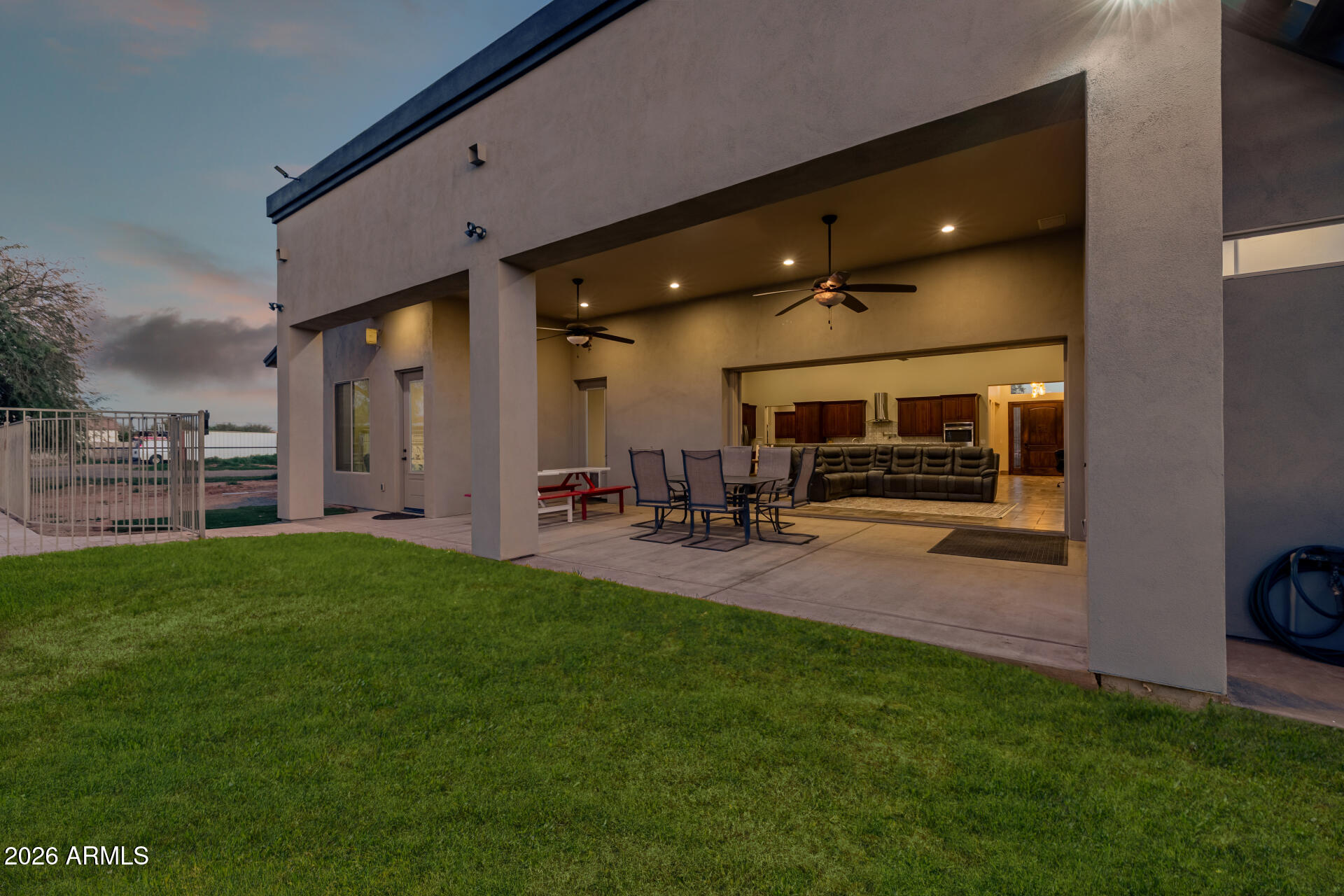 RANCHO APACHE - Residential