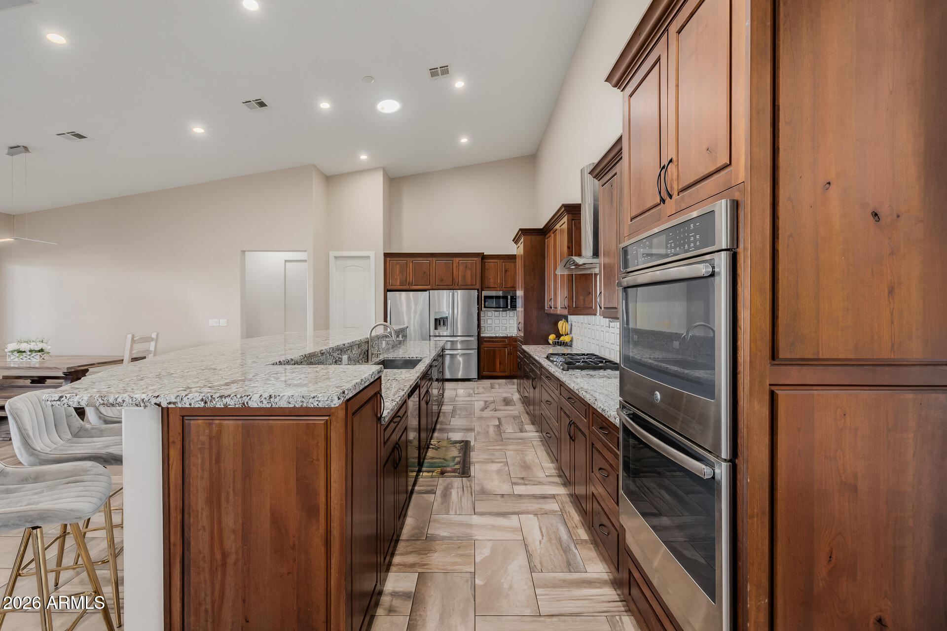 RANCHO APACHE - Residential