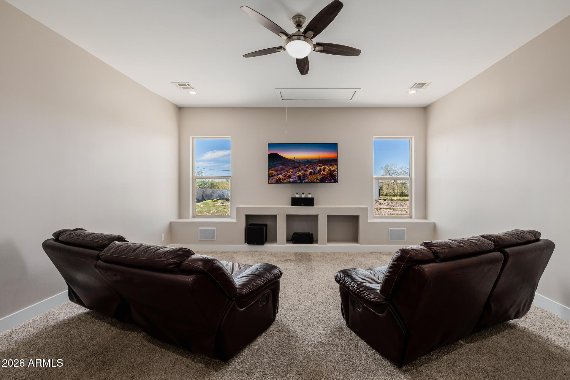 RANCHO APACHE - Residential