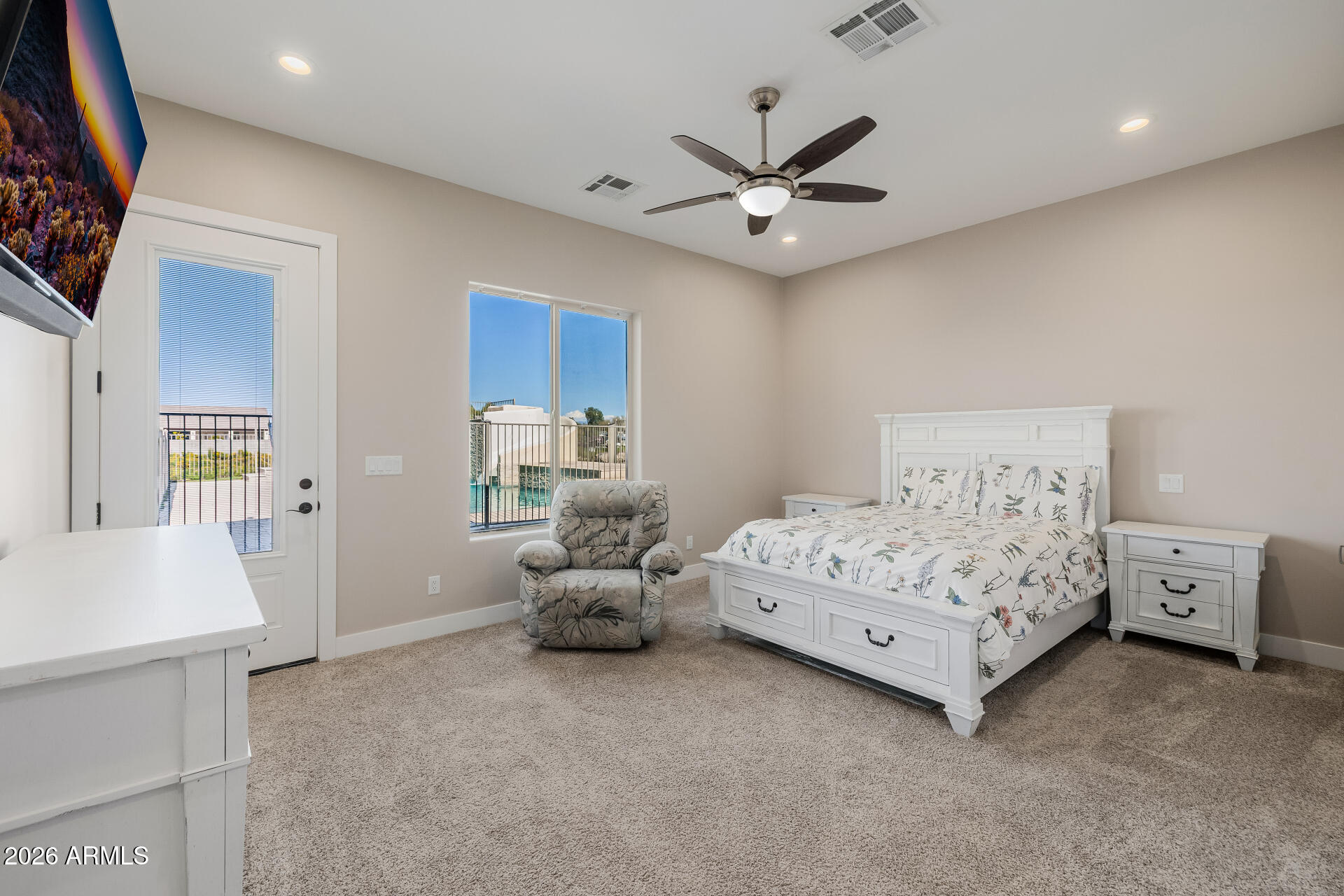 RANCHO APACHE - Residential
