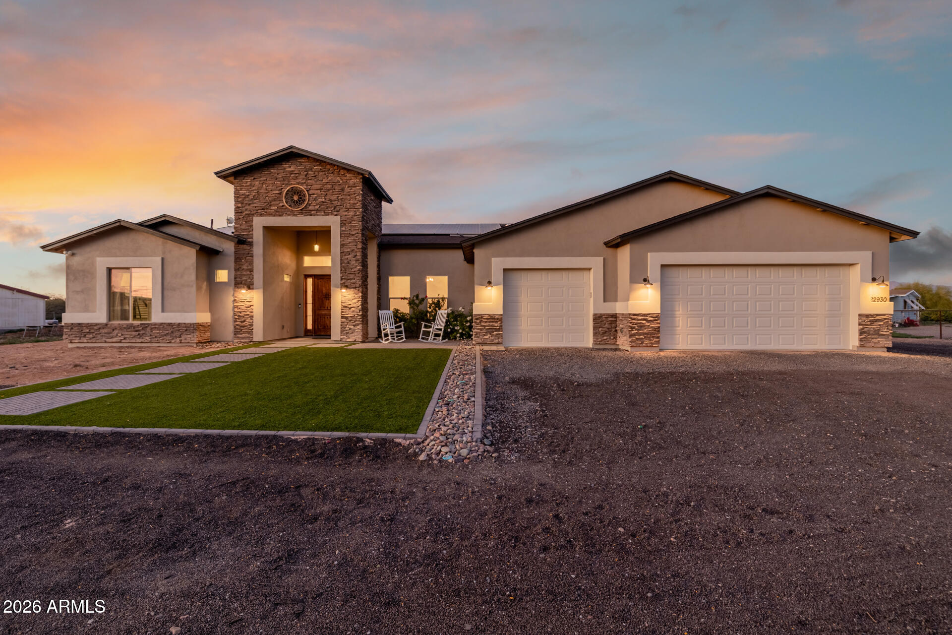 RANCHO APACHE - Residential