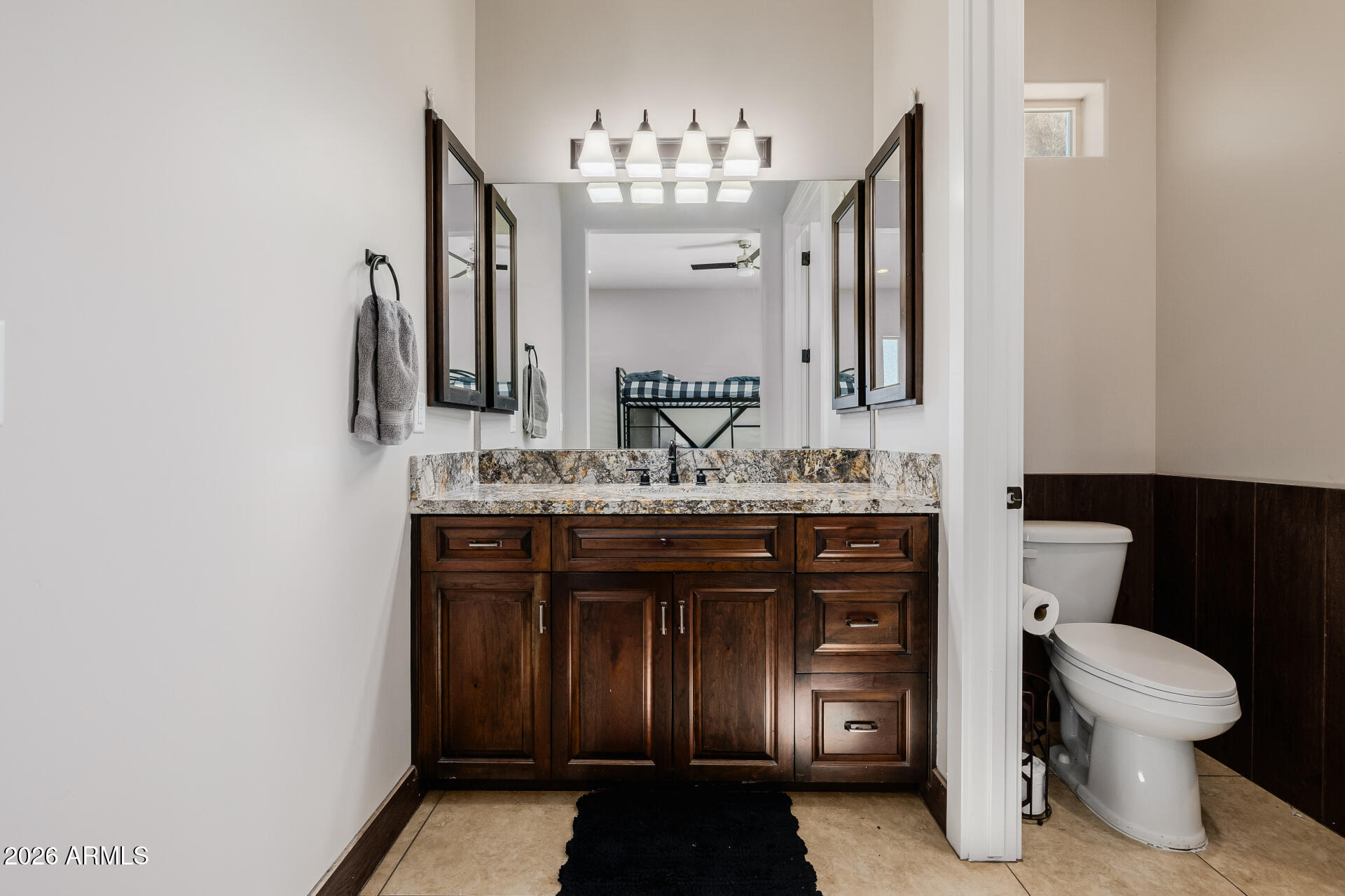 RANCHO APACHE - Residential