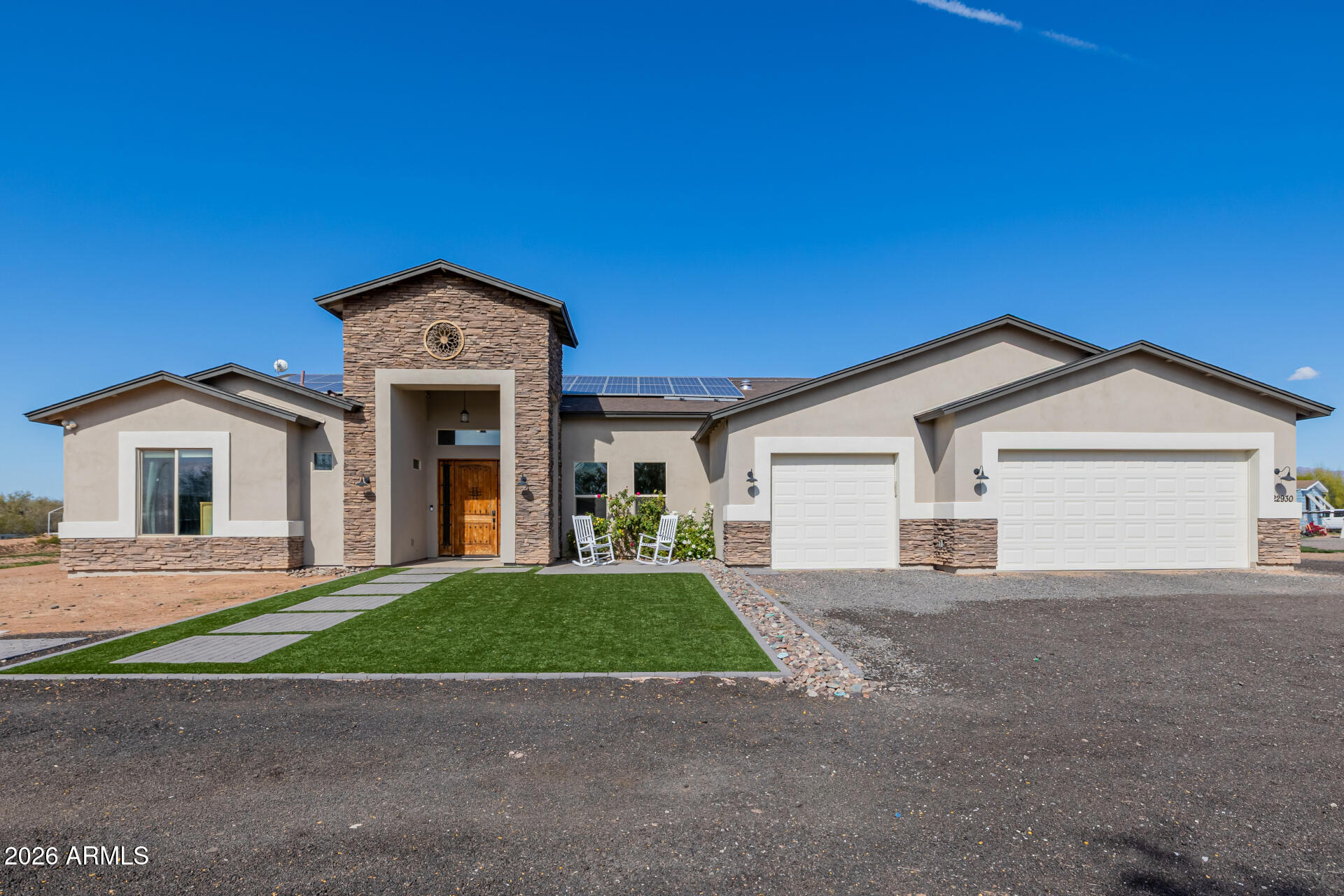 RANCHO APACHE - Residential