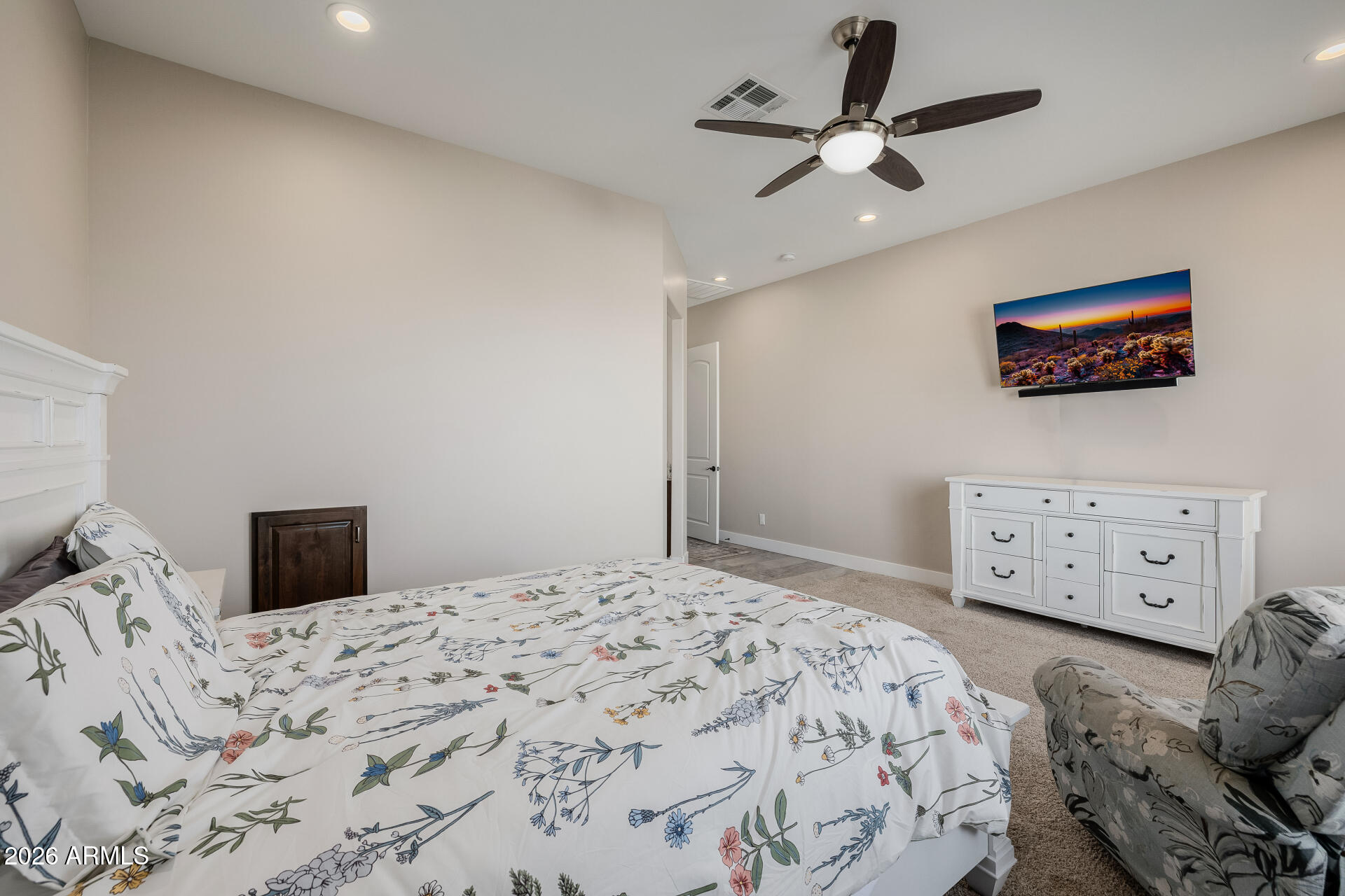 RANCHO APACHE - Residential