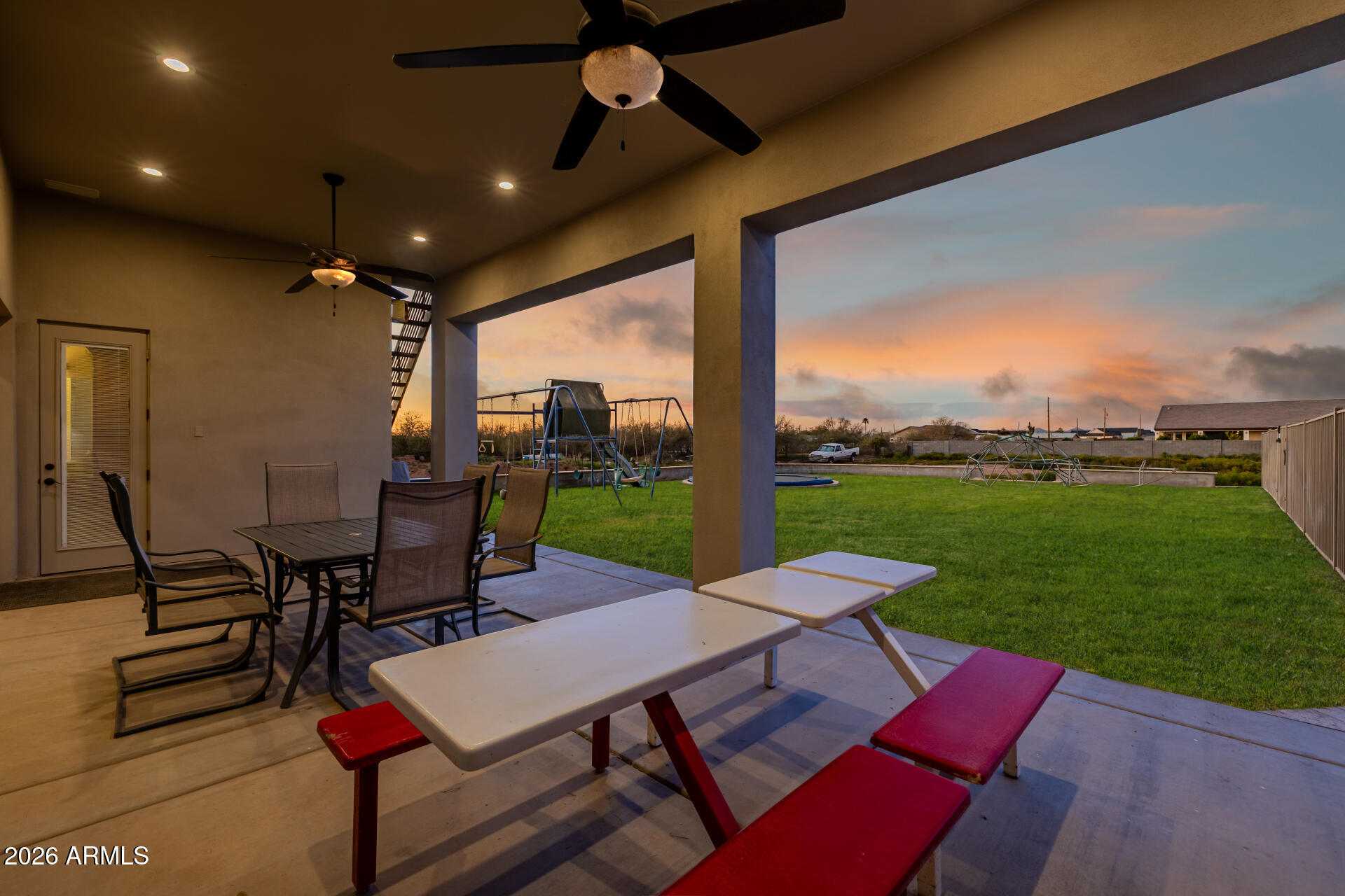 RANCHO APACHE - Residential