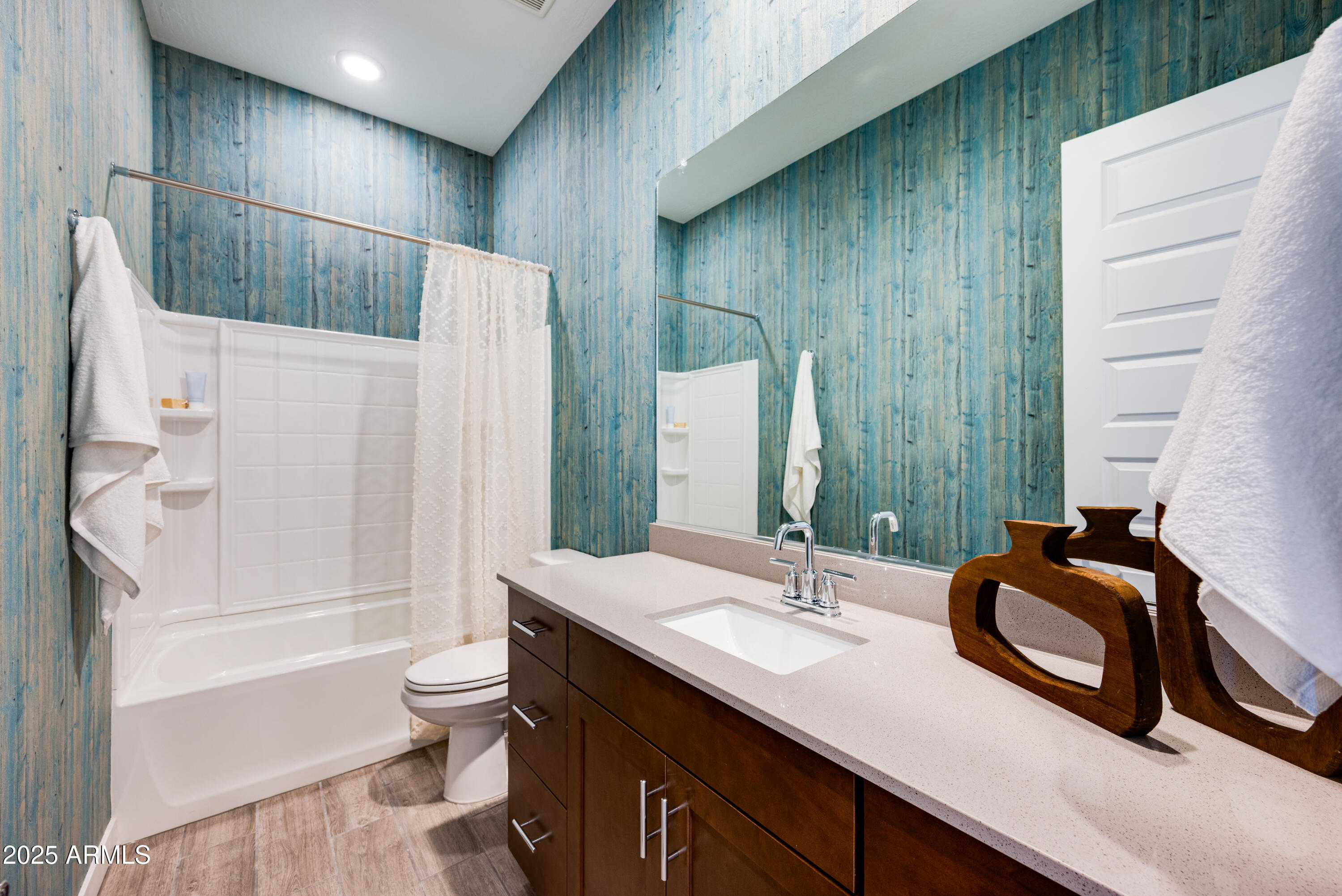 ALORAVITA SIGNATURE - Residential