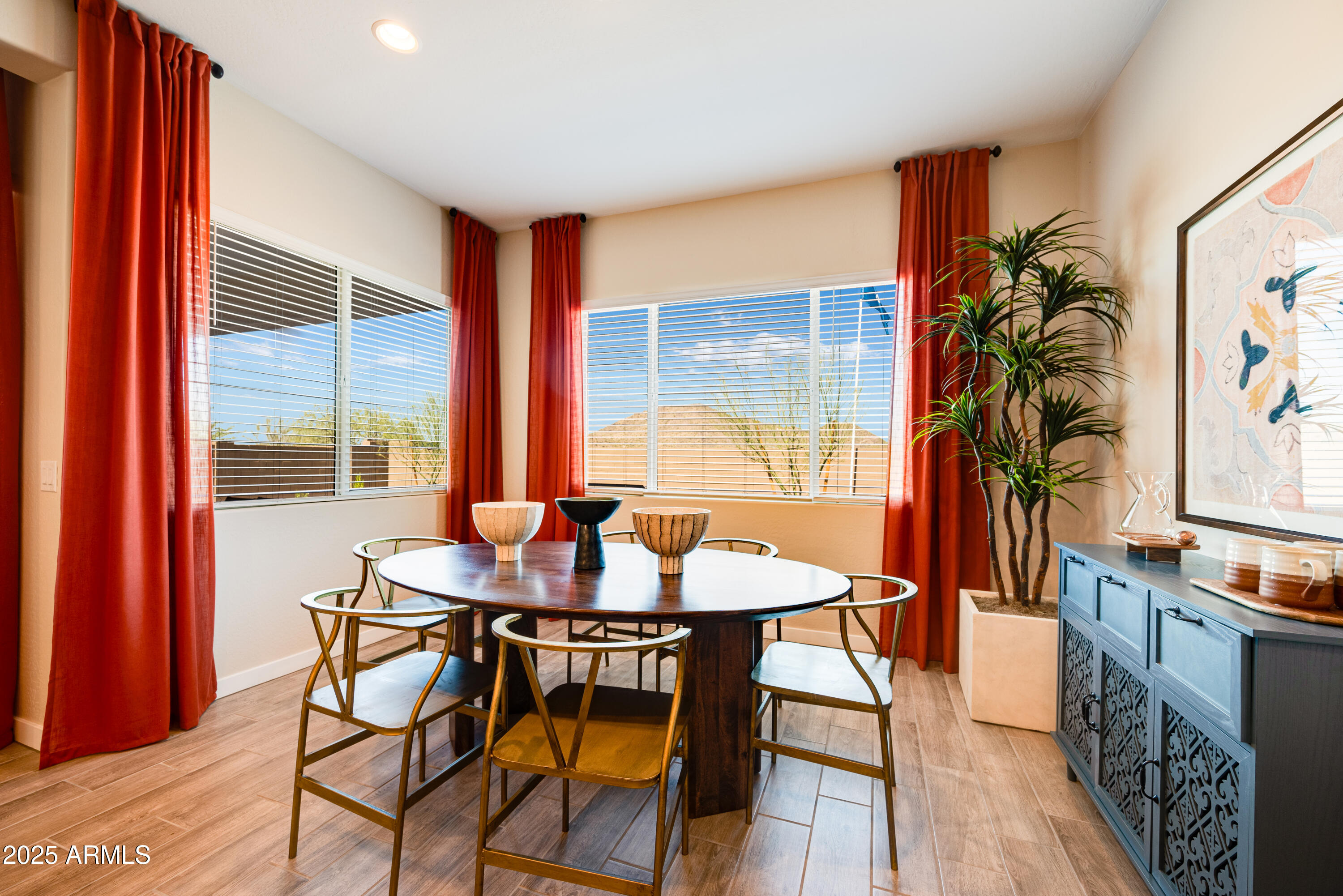 ALORAVITA SIGNATURE - Residential