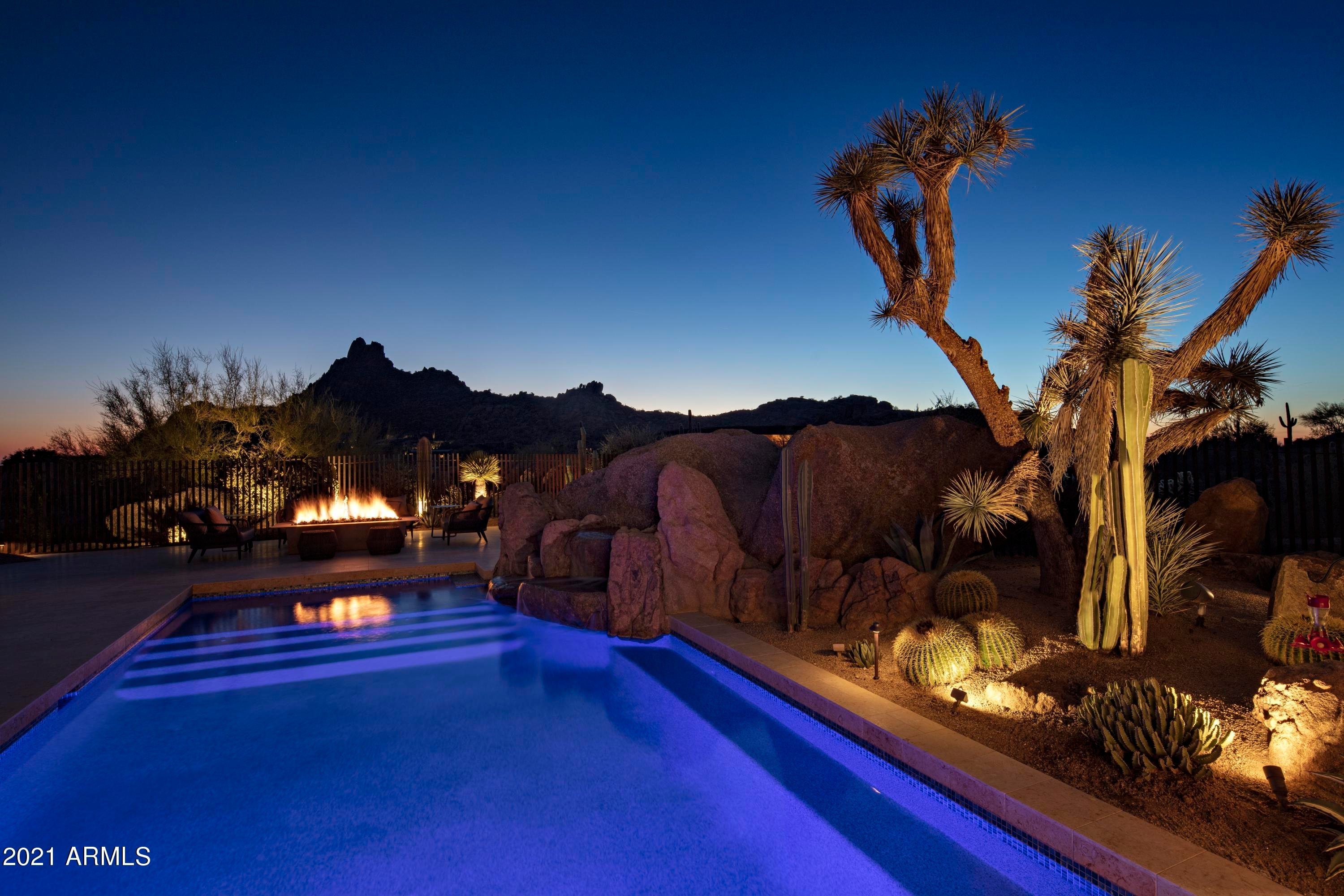 ESTANCIA - Residential
