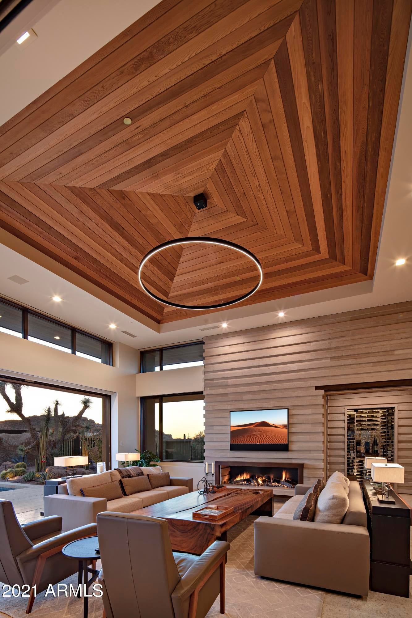 ESTANCIA - Residential