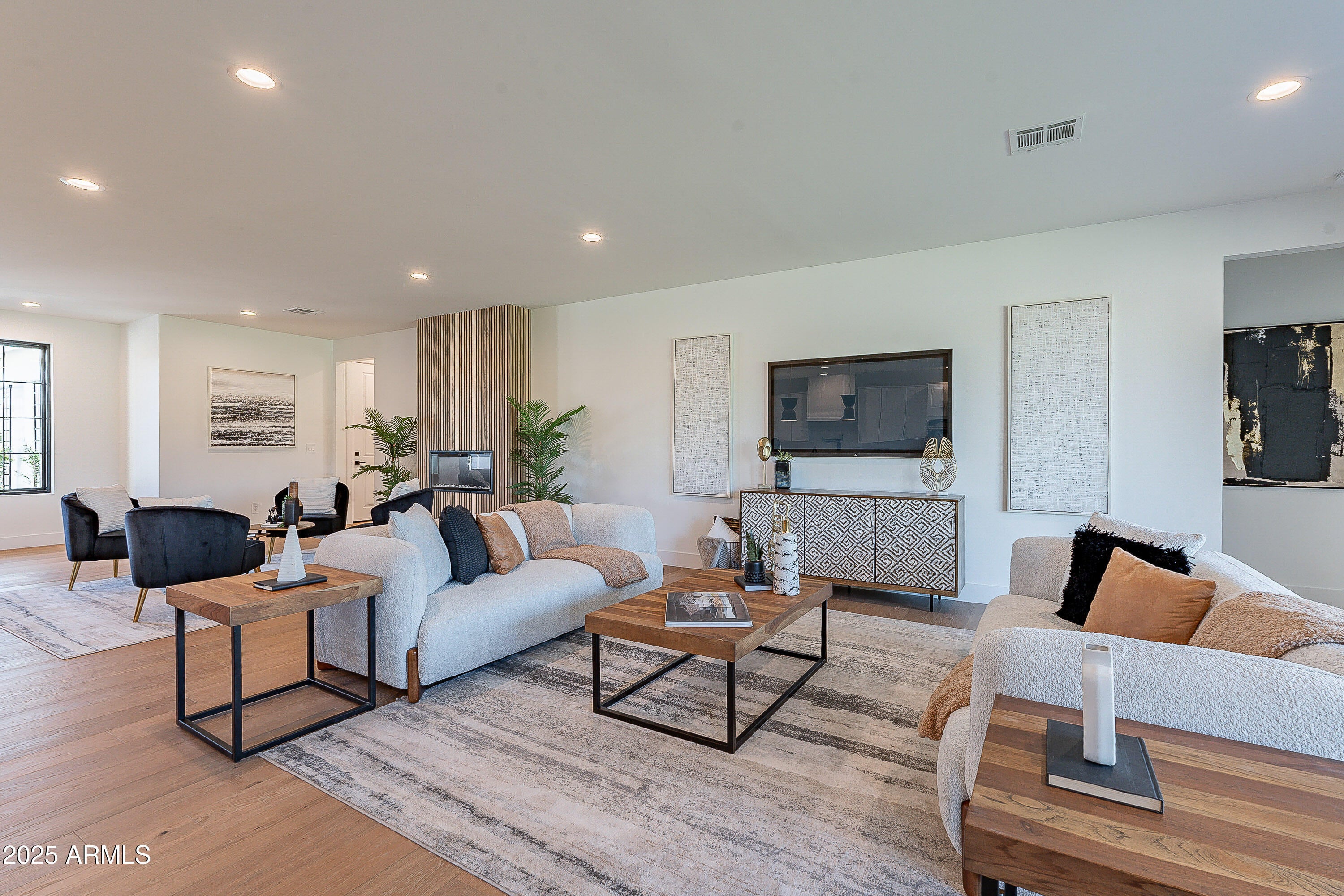 PALMAIRE ESTATES - Residential