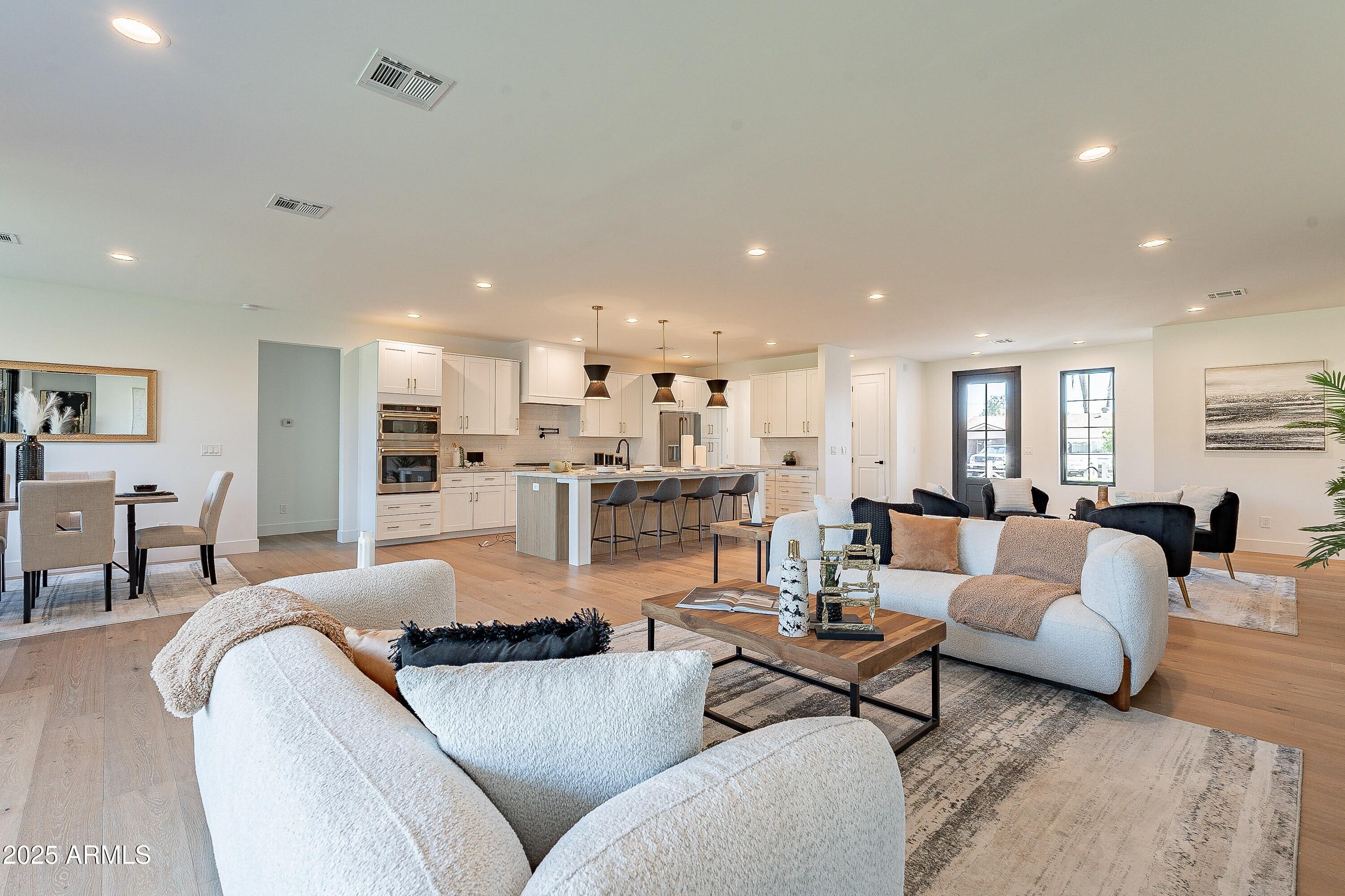 PALMAIRE ESTATES - Residential