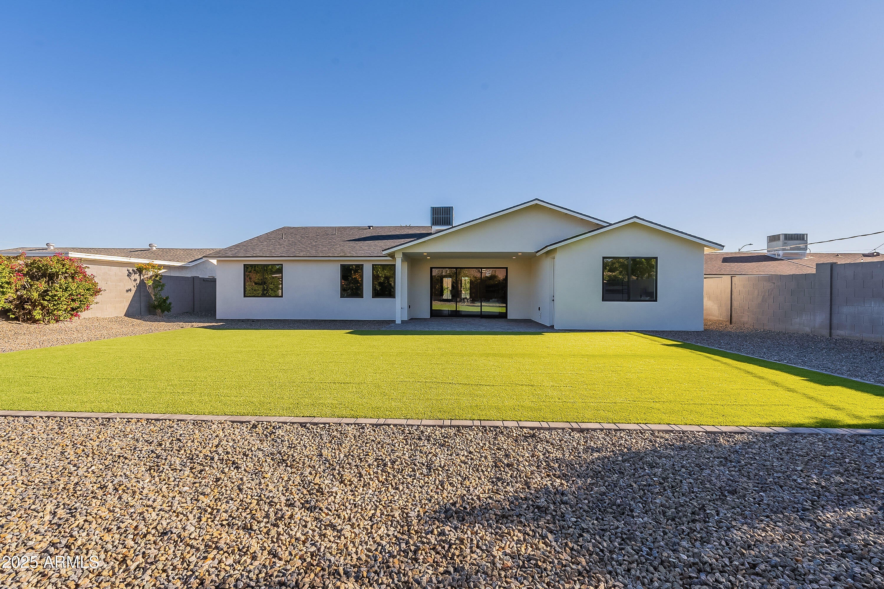 PALMAIRE ESTATES - Residential