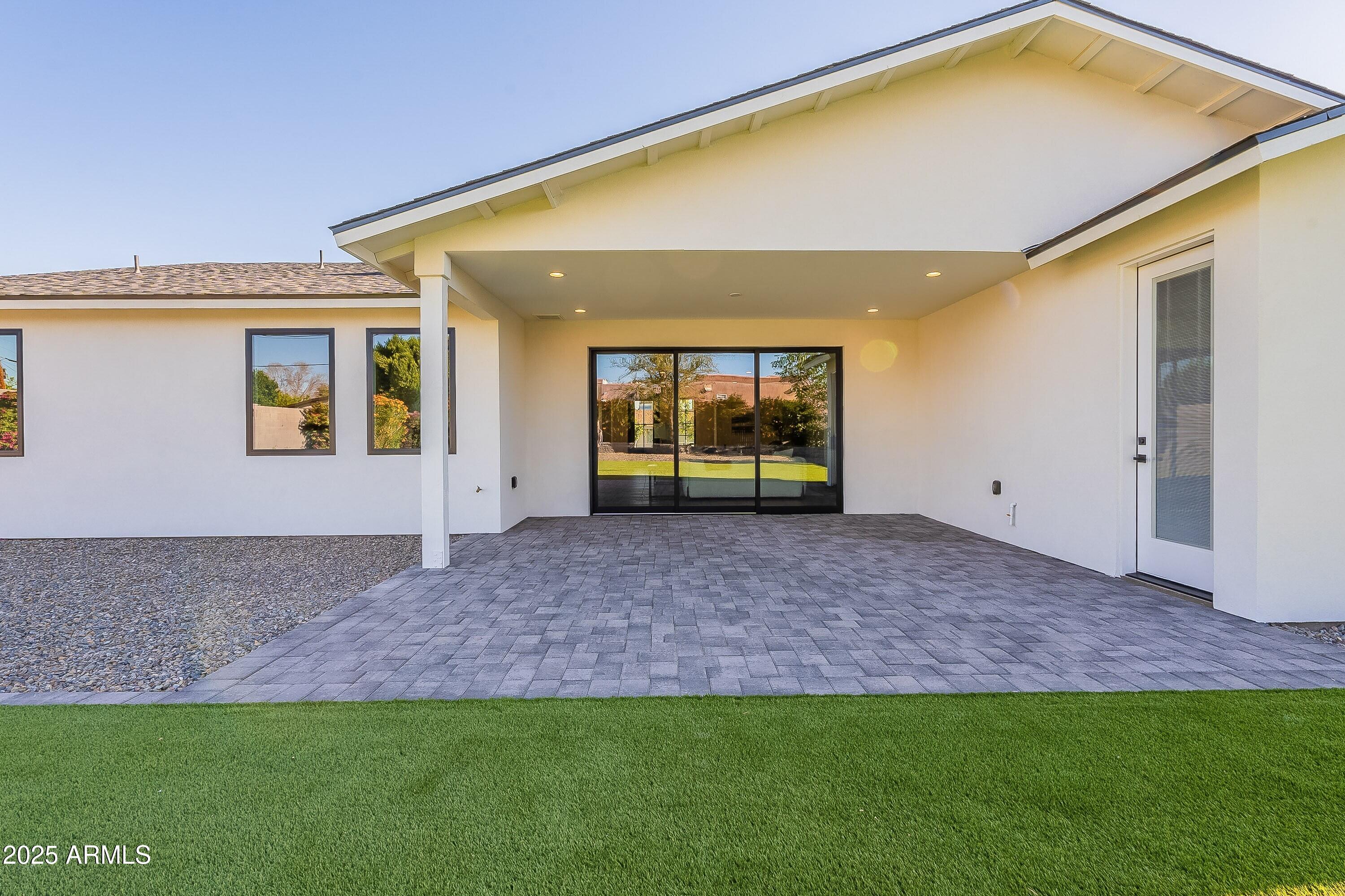 PALMAIRE ESTATES - Residential