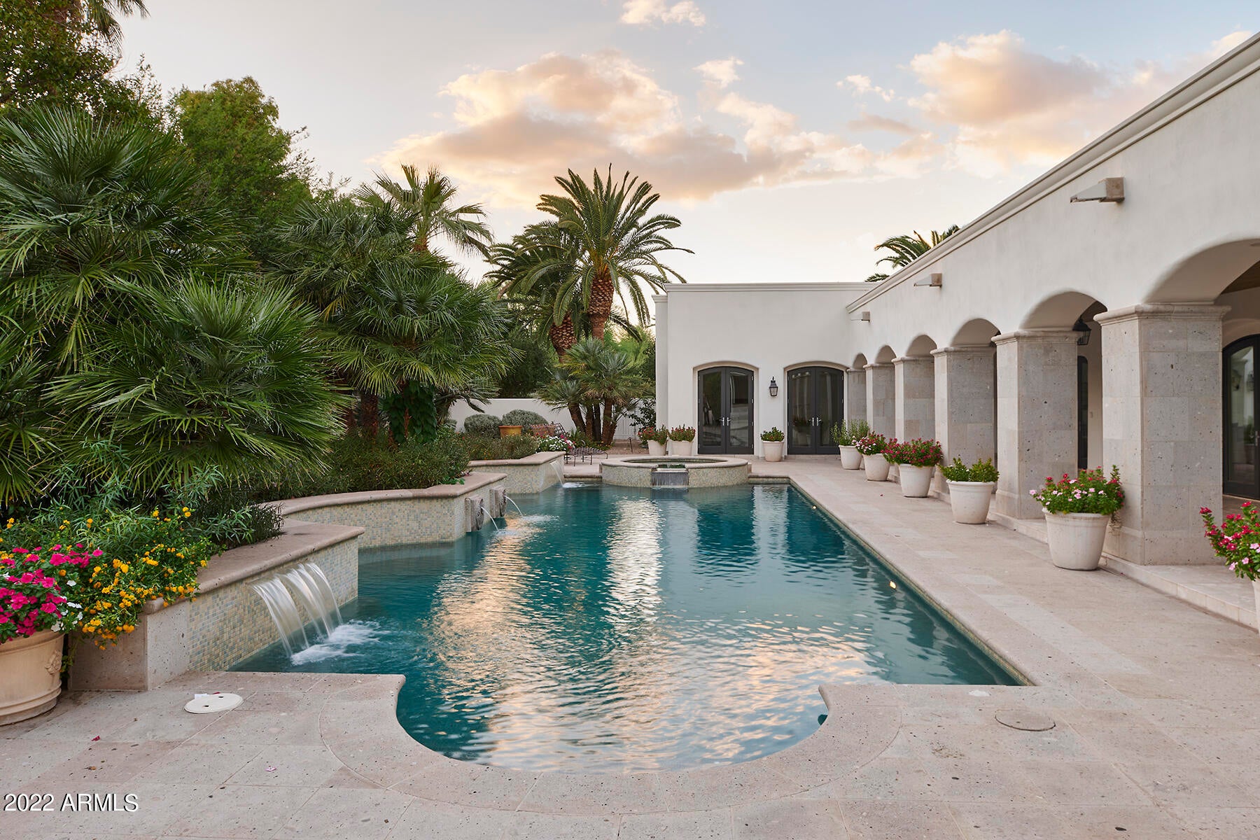 CASA BLANCA ESTATES LOT 20-37 & TR A - Residential