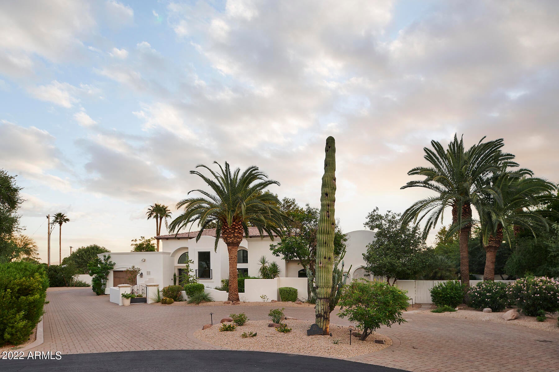 CASA BLANCA ESTATES LOT 20-37 & TR A - Residential