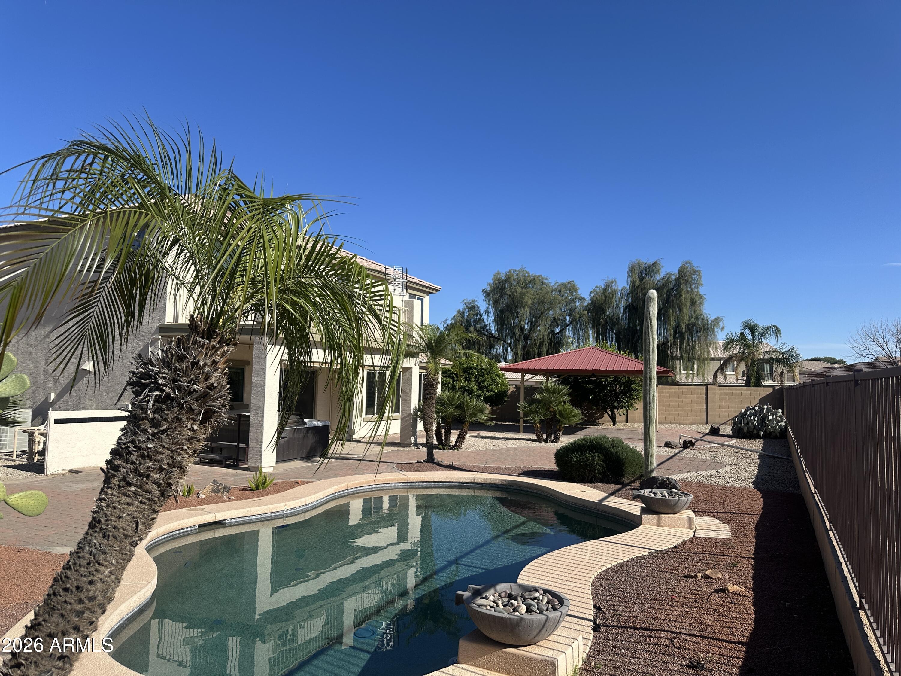 VILLAGES AT QUEEN CREEK - Residential