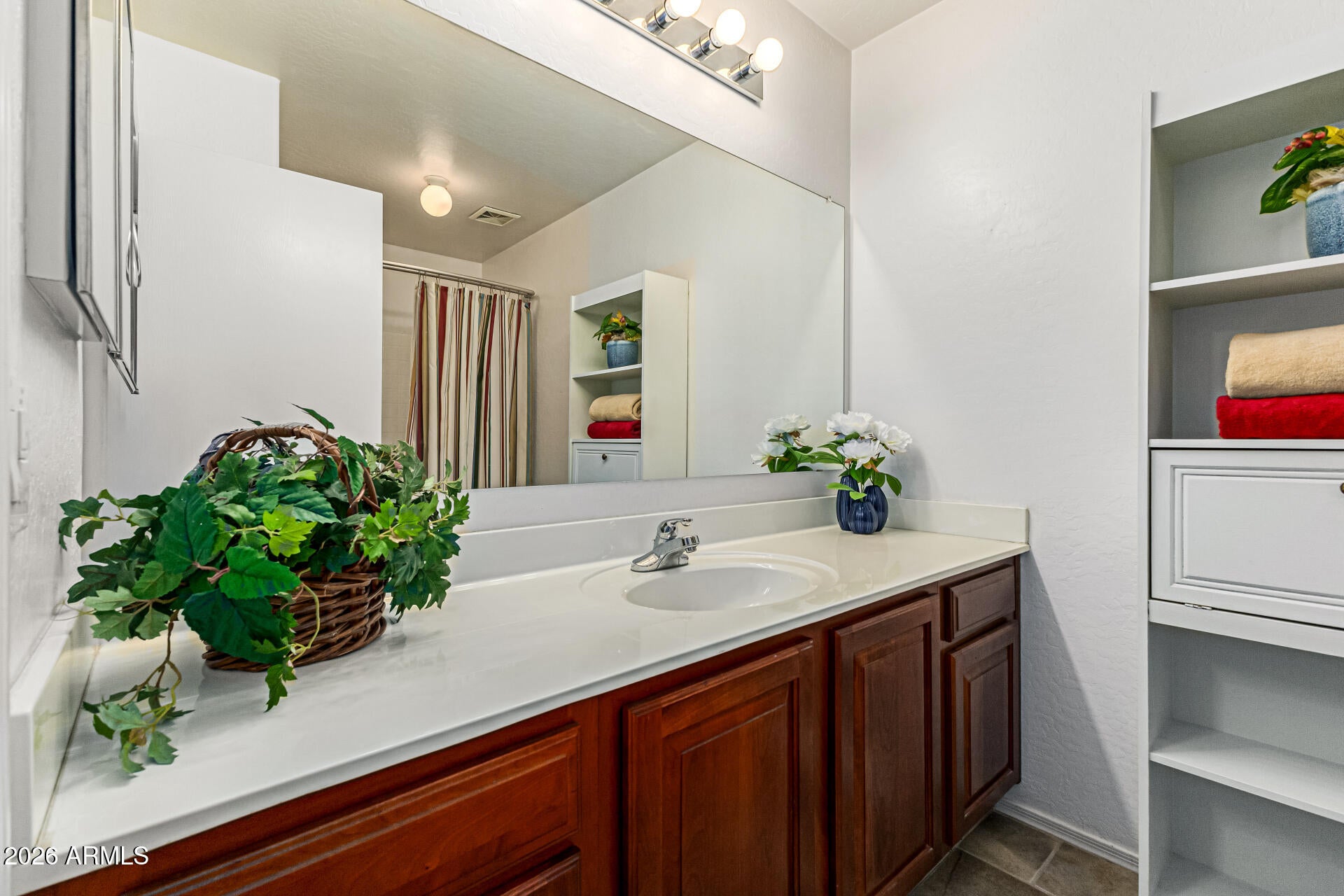 VILLAGES AT QUEEN CREEK - Residential