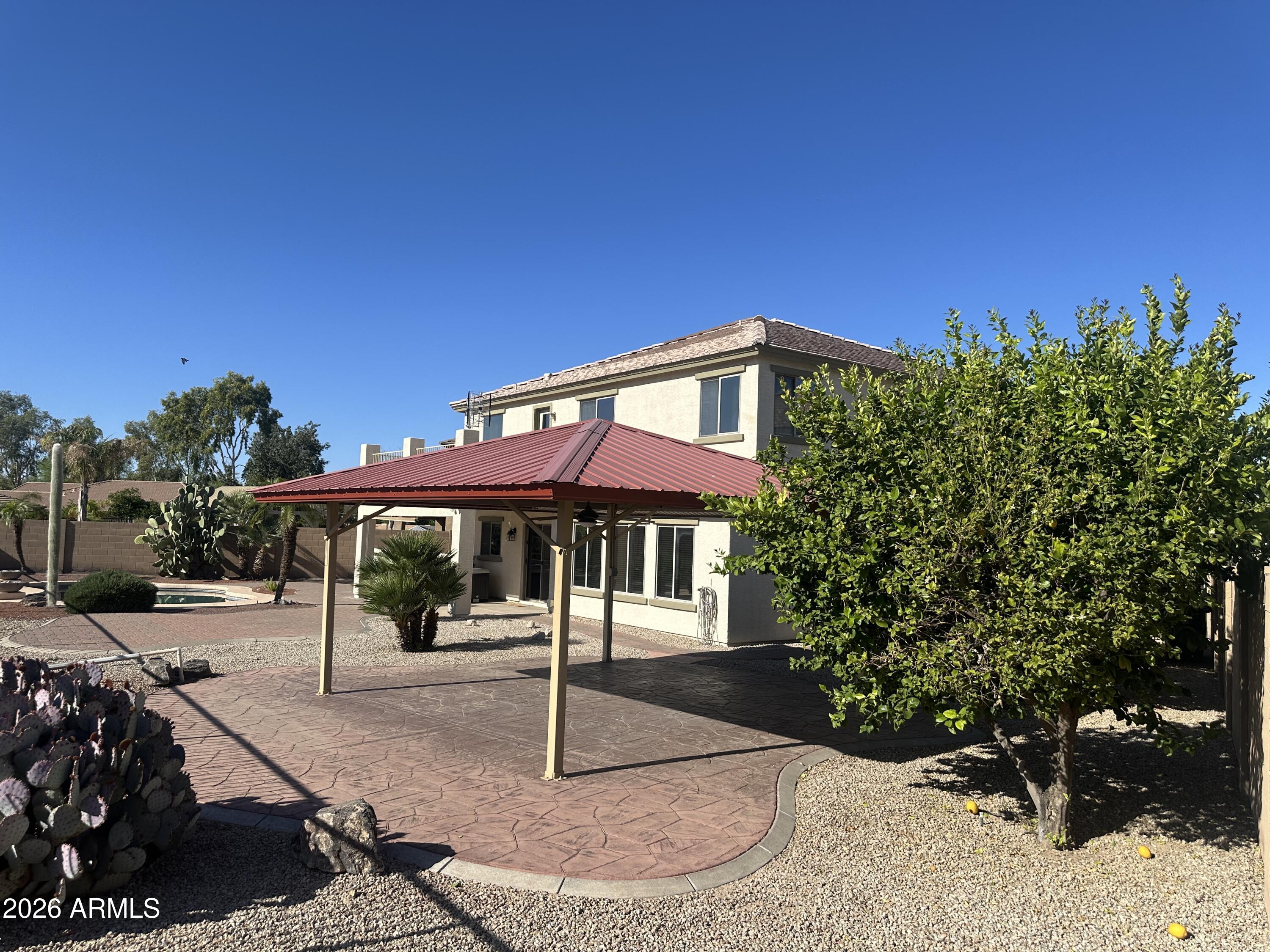 VILLAGES AT QUEEN CREEK - Residential