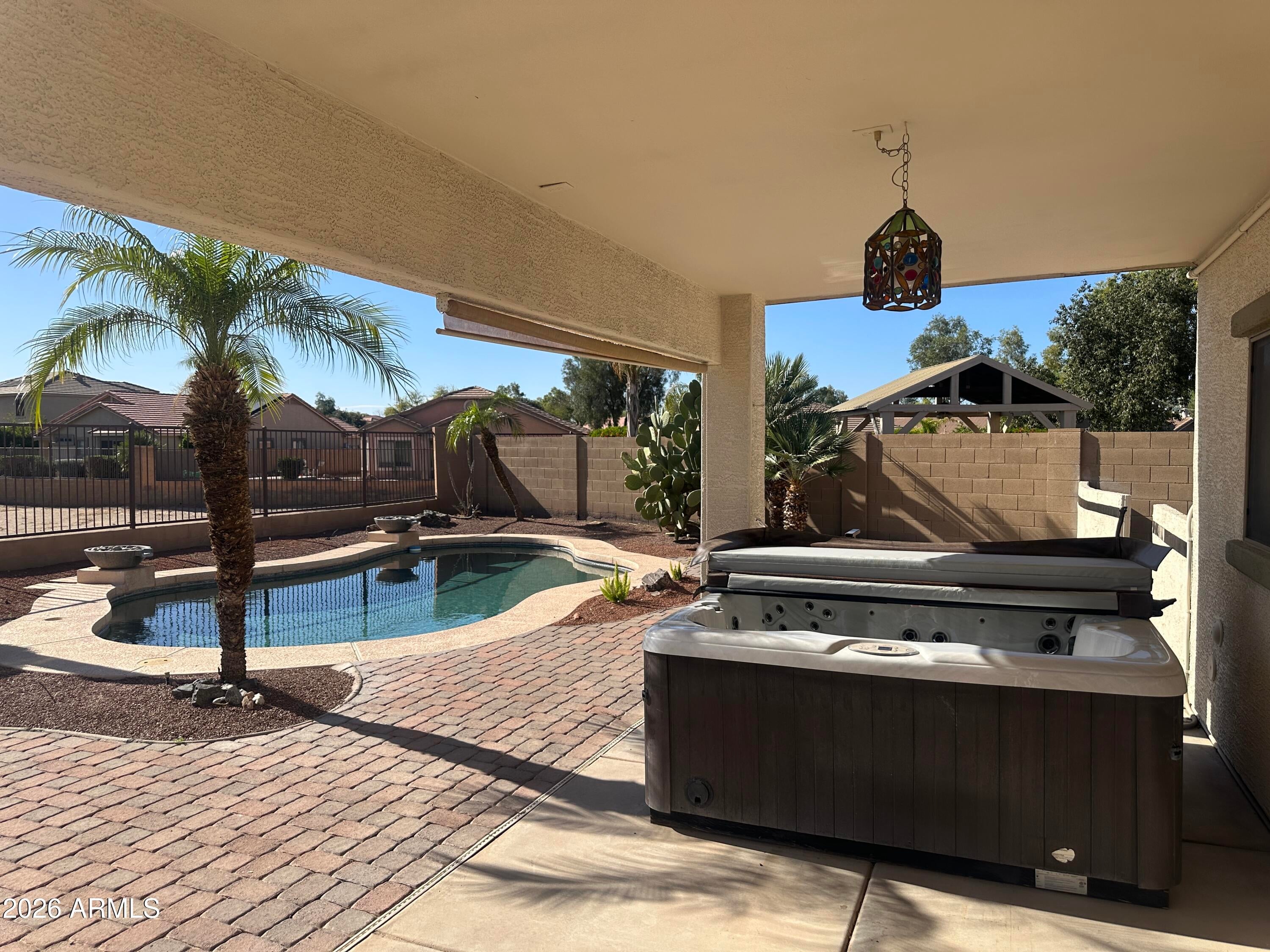 VILLAGES AT QUEEN CREEK - Residential