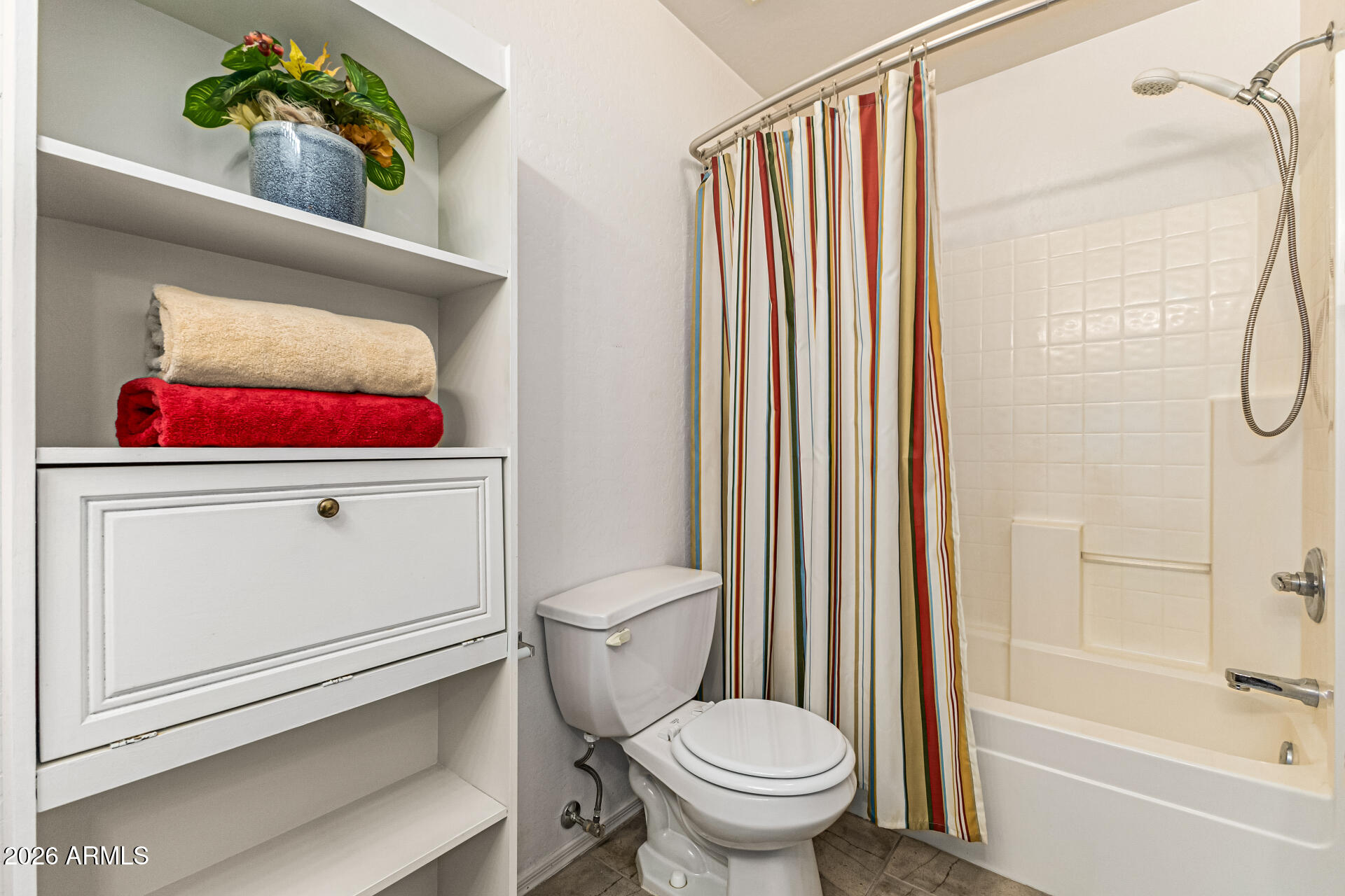 VILLAGES AT QUEEN CREEK - Residential